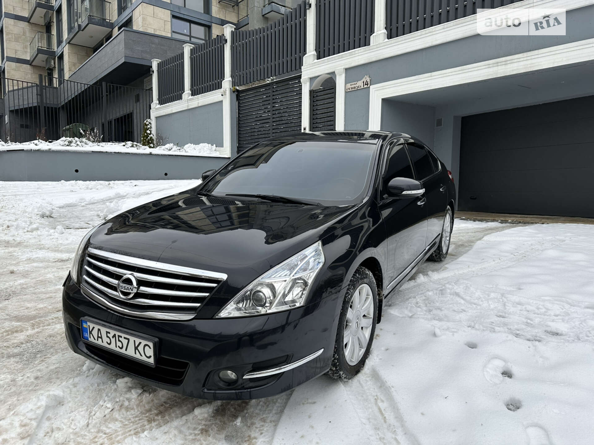 NISSAN TEANA 2010