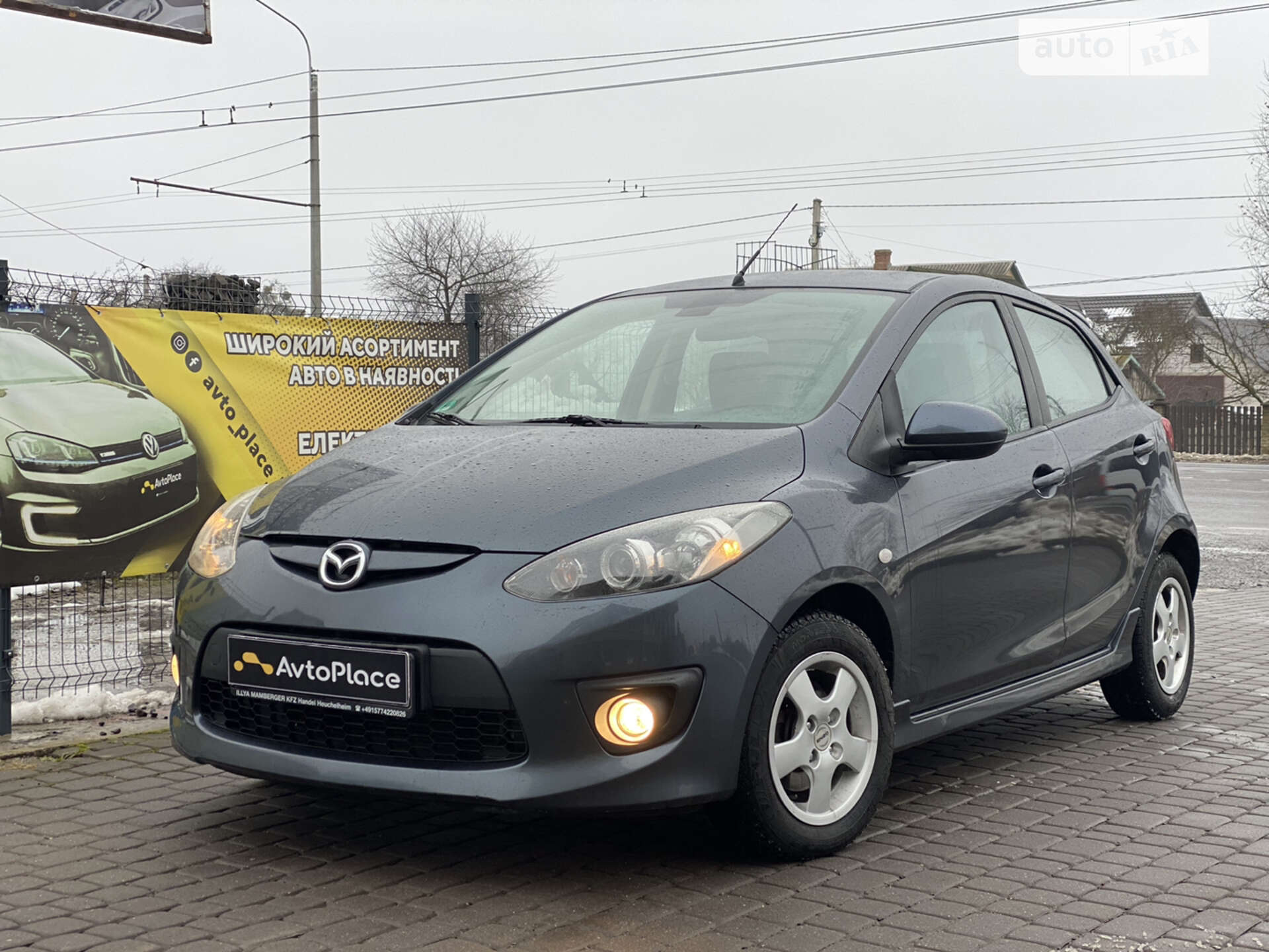 MAZDA 2 2009