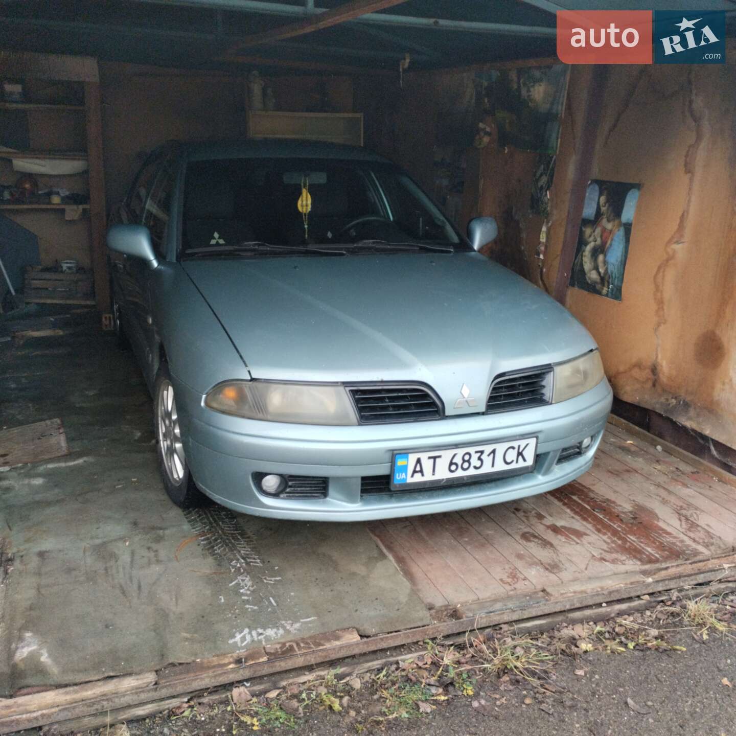 MITSUBISHI CARISMA 2003