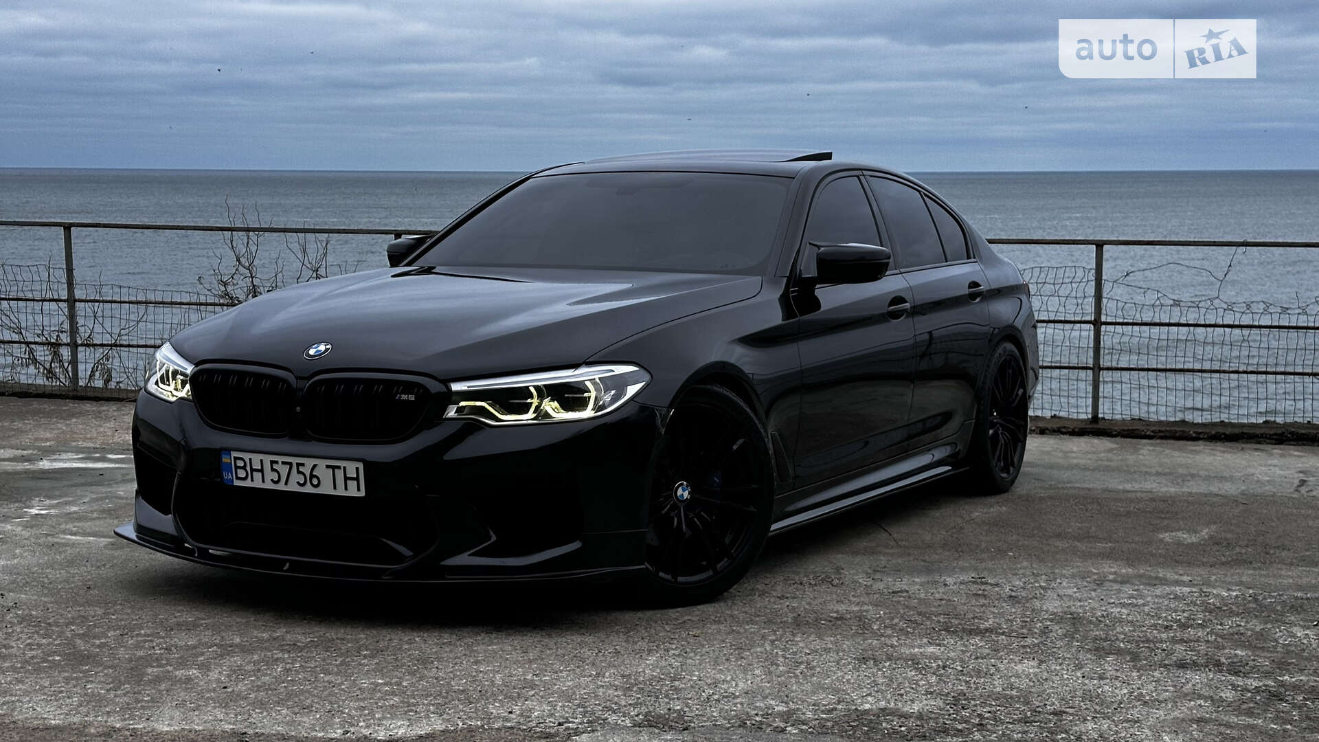 Головне фото звіту автомобіля BMW 540I 2017