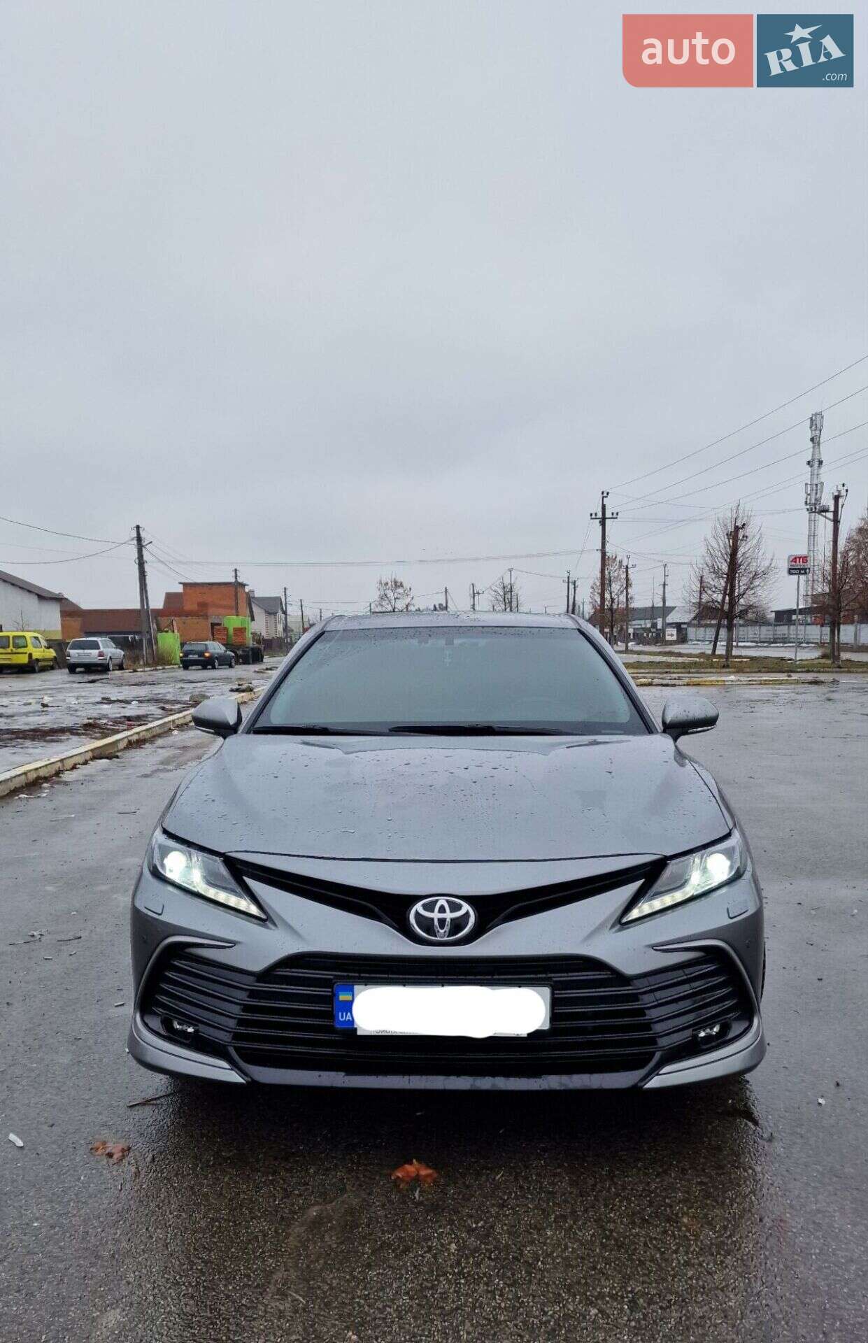 TOYOTA CAMRY