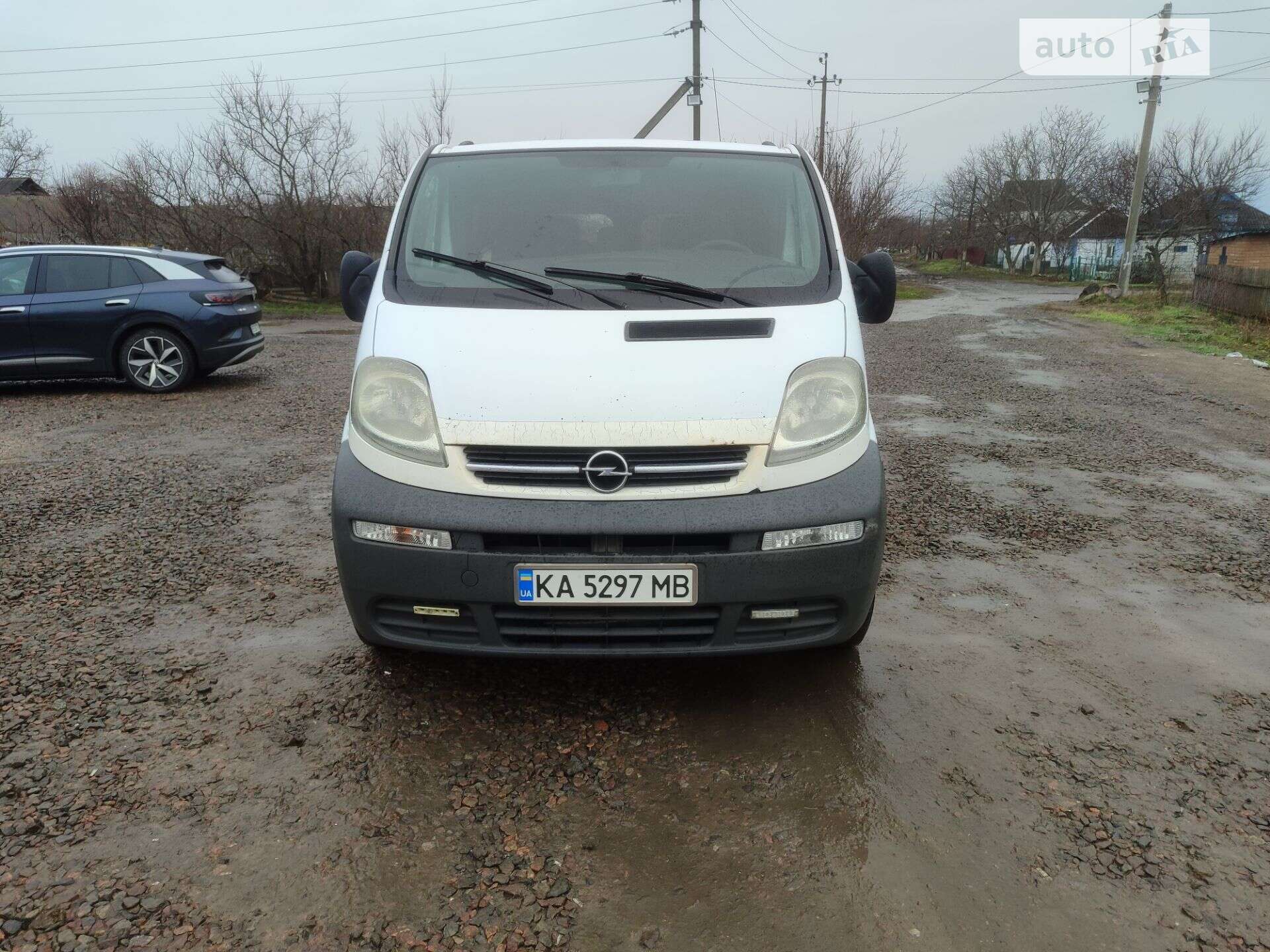 OPEL VIVARO 2001