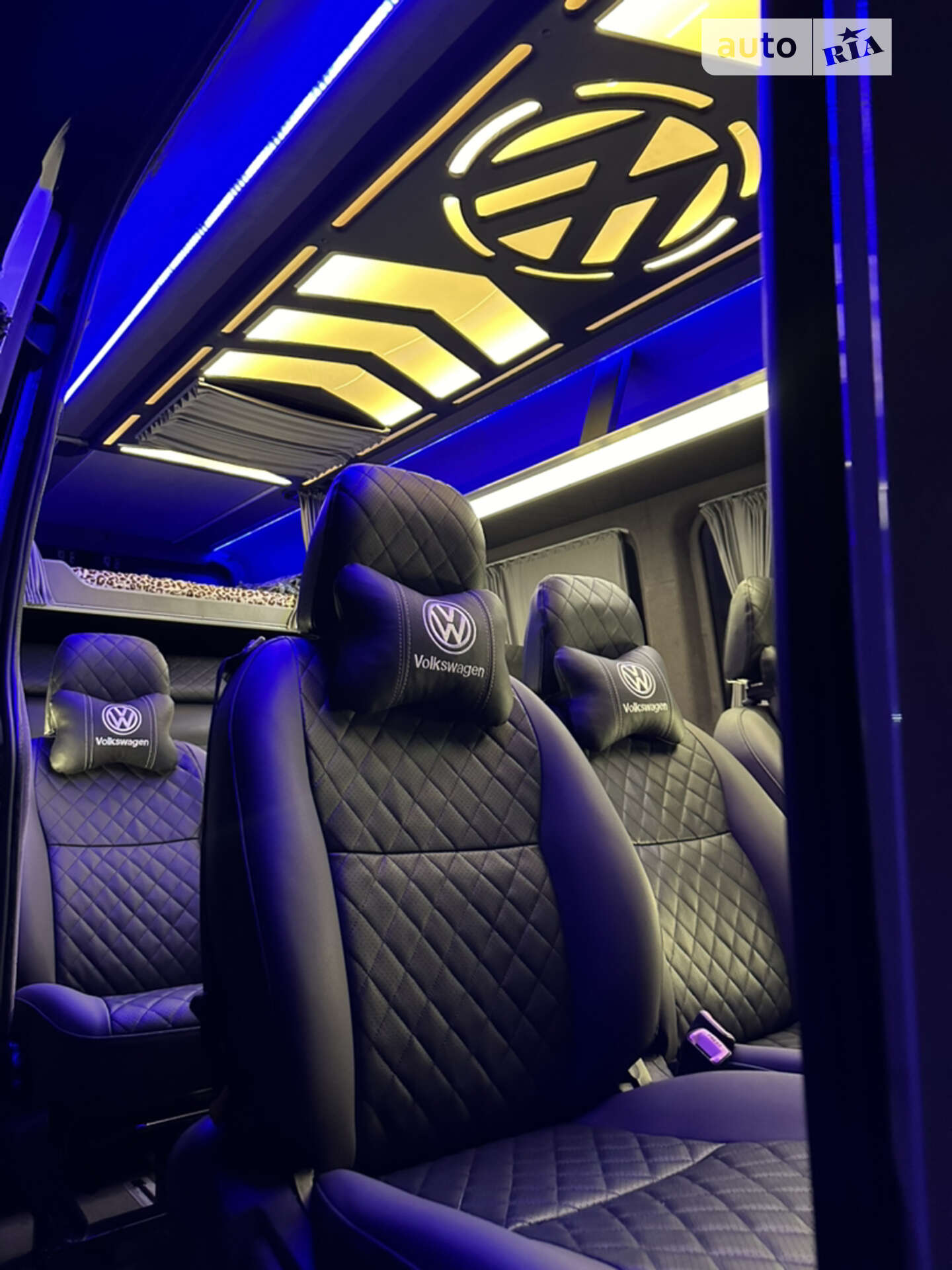 VOLKSWAGEN CRAFTER 2015