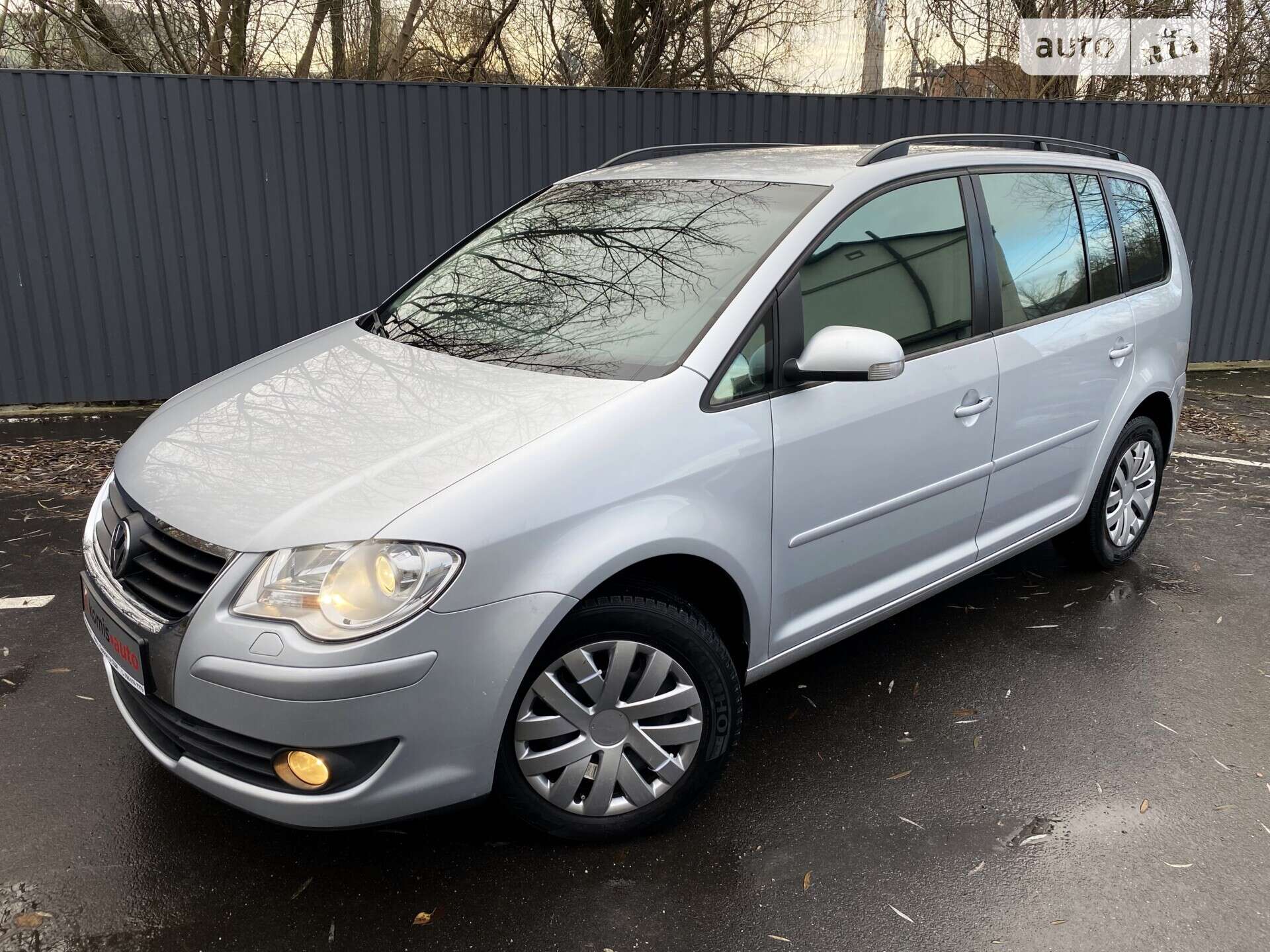 VOLKSWAGEN TOURAN 2007