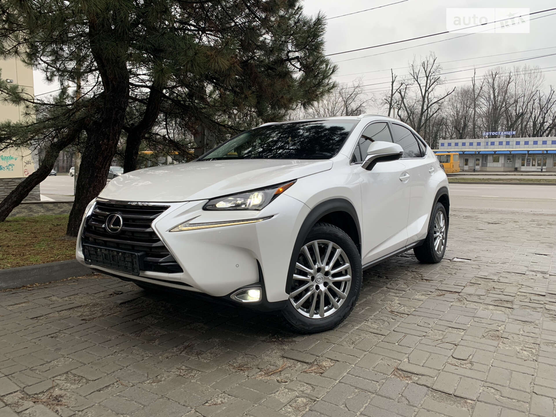 LEXUS NX 200T 2016