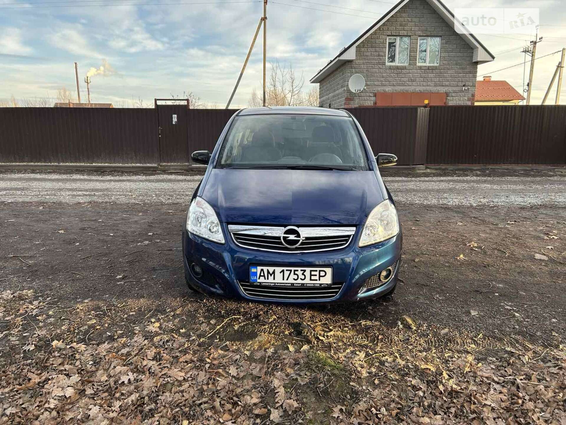 Головне фото звіту автомобіля OPEL ZAFIRA 2009