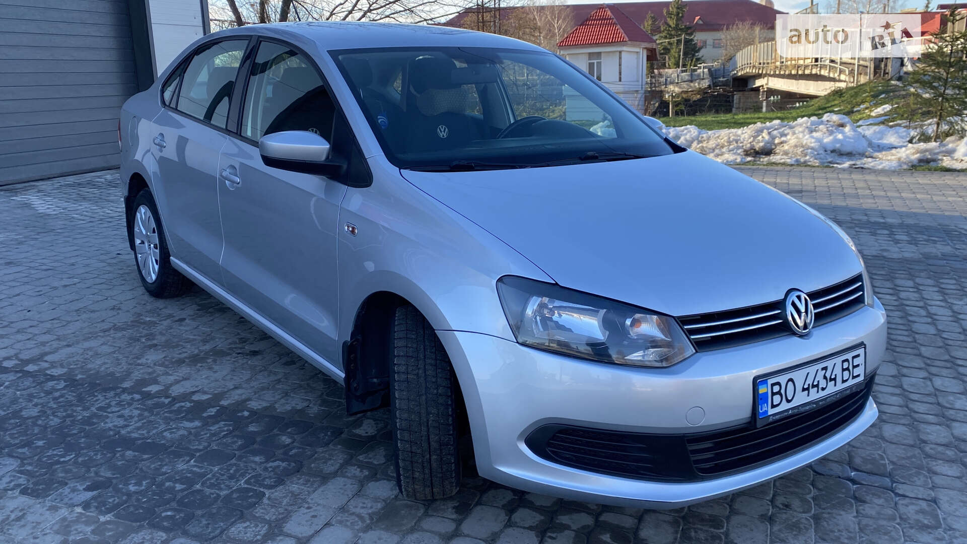 VOLKSWAGEN POLO 2013