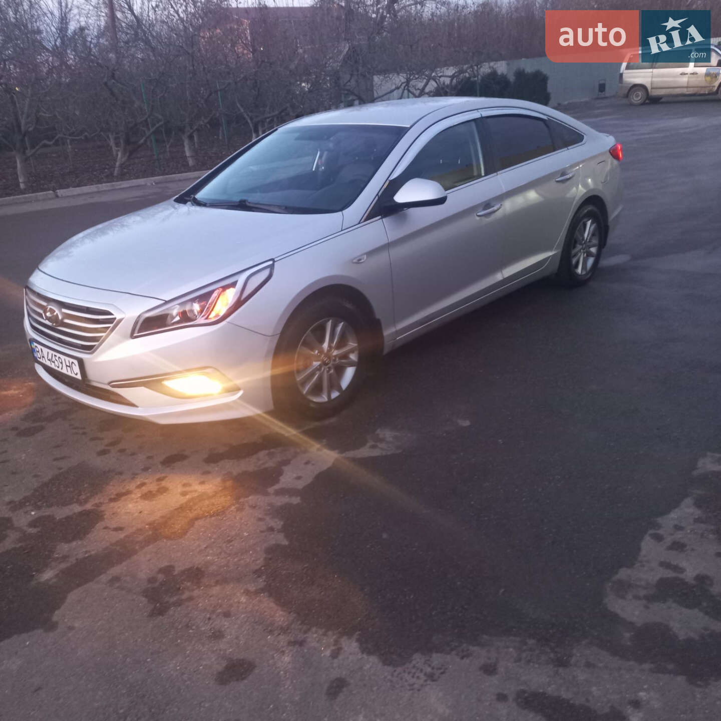 Головне фото звіту автомобіля HYUNDAI SONATA 2014