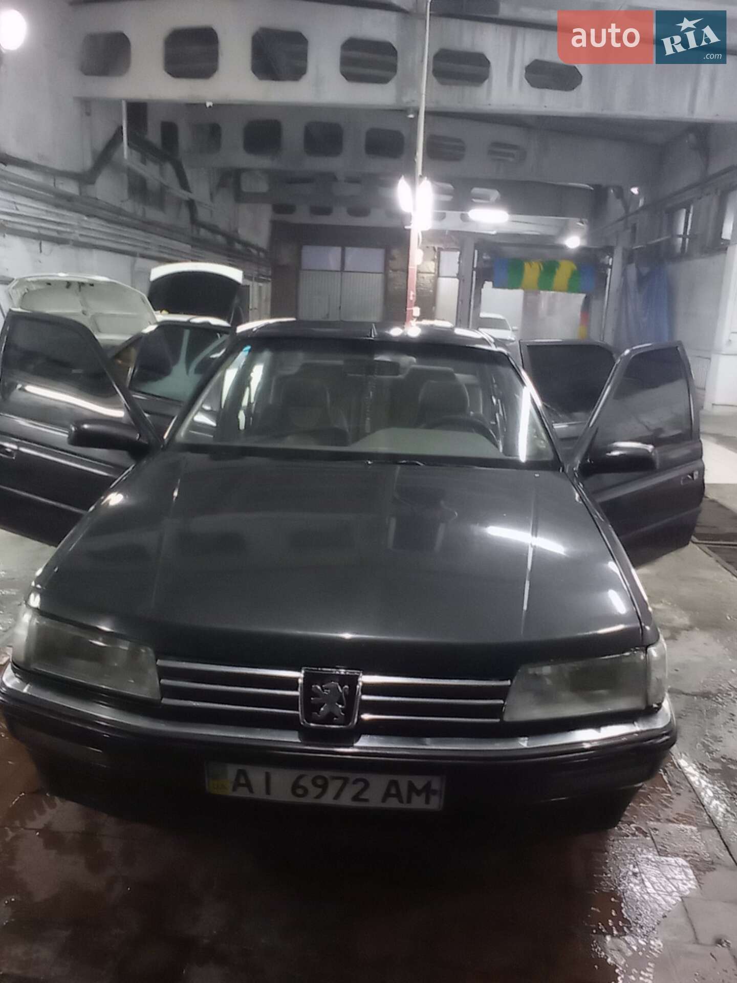 PEUGEOT 605 1992