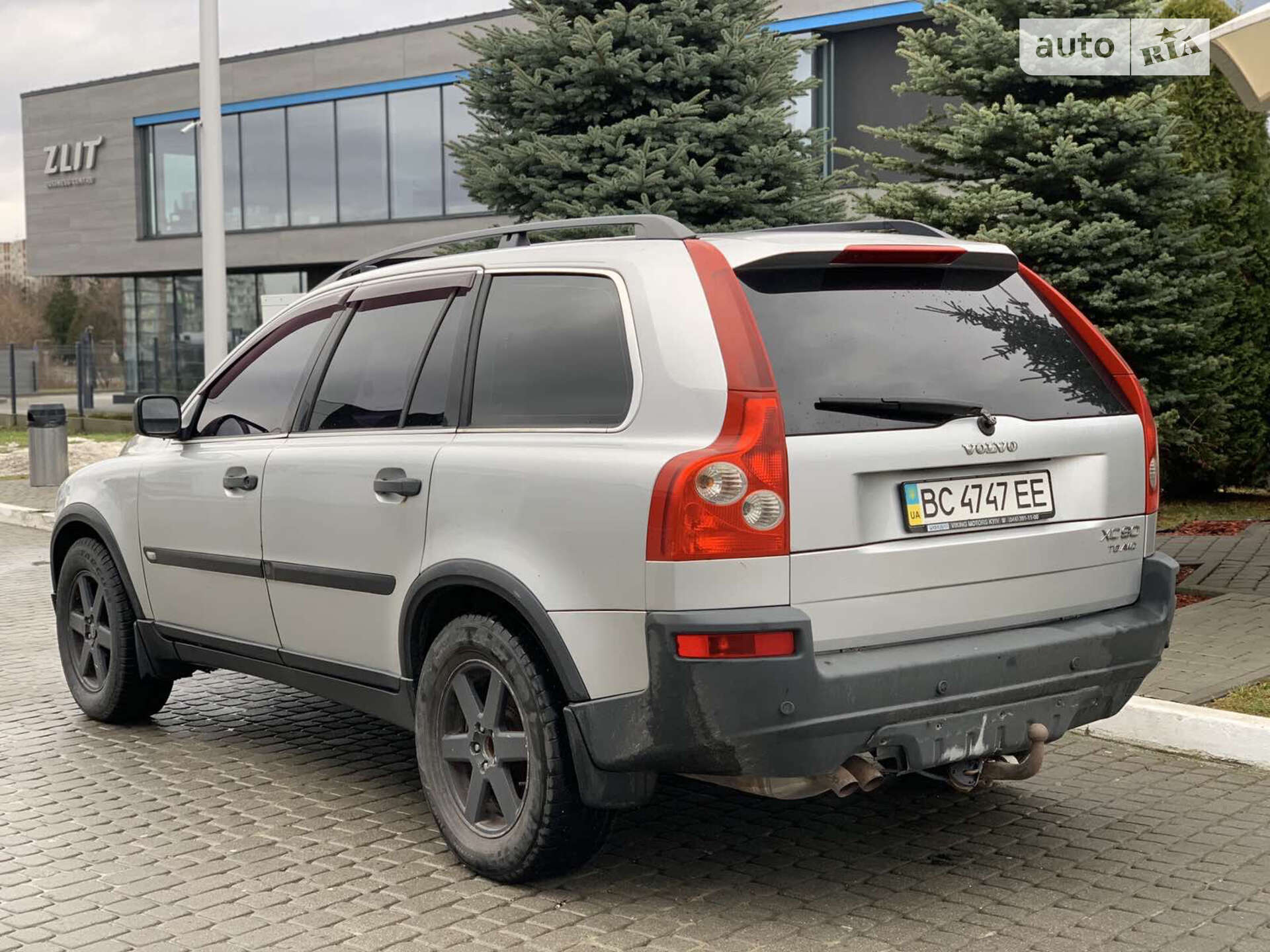 Головне фото звіту автомобіля VOLVO XC90 2004