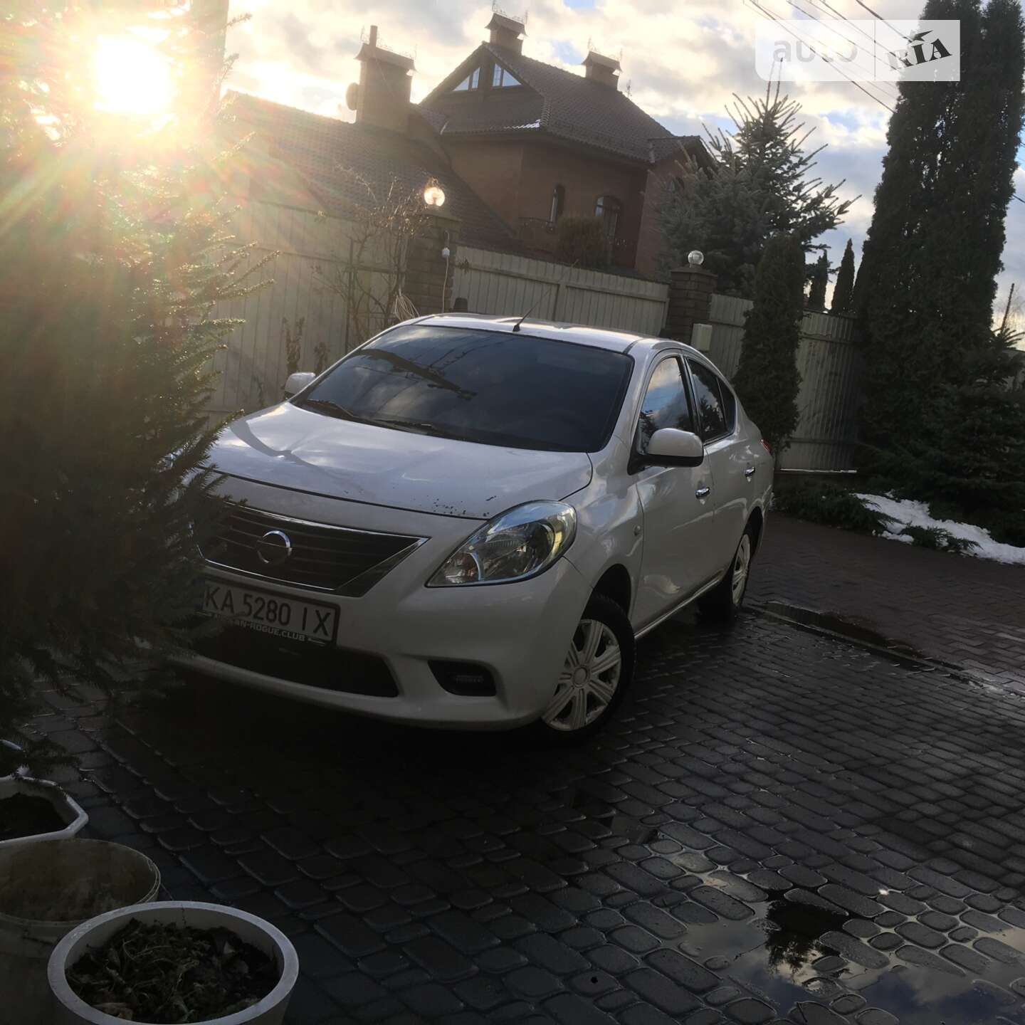 NISSAN SUNNY 2012