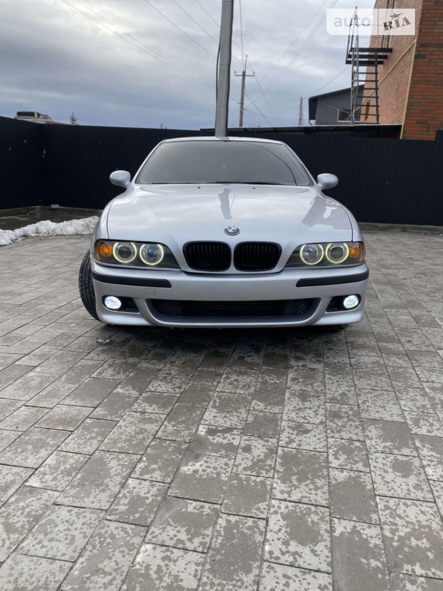 Головне фото звіту автомобіля BMW 530D 2001