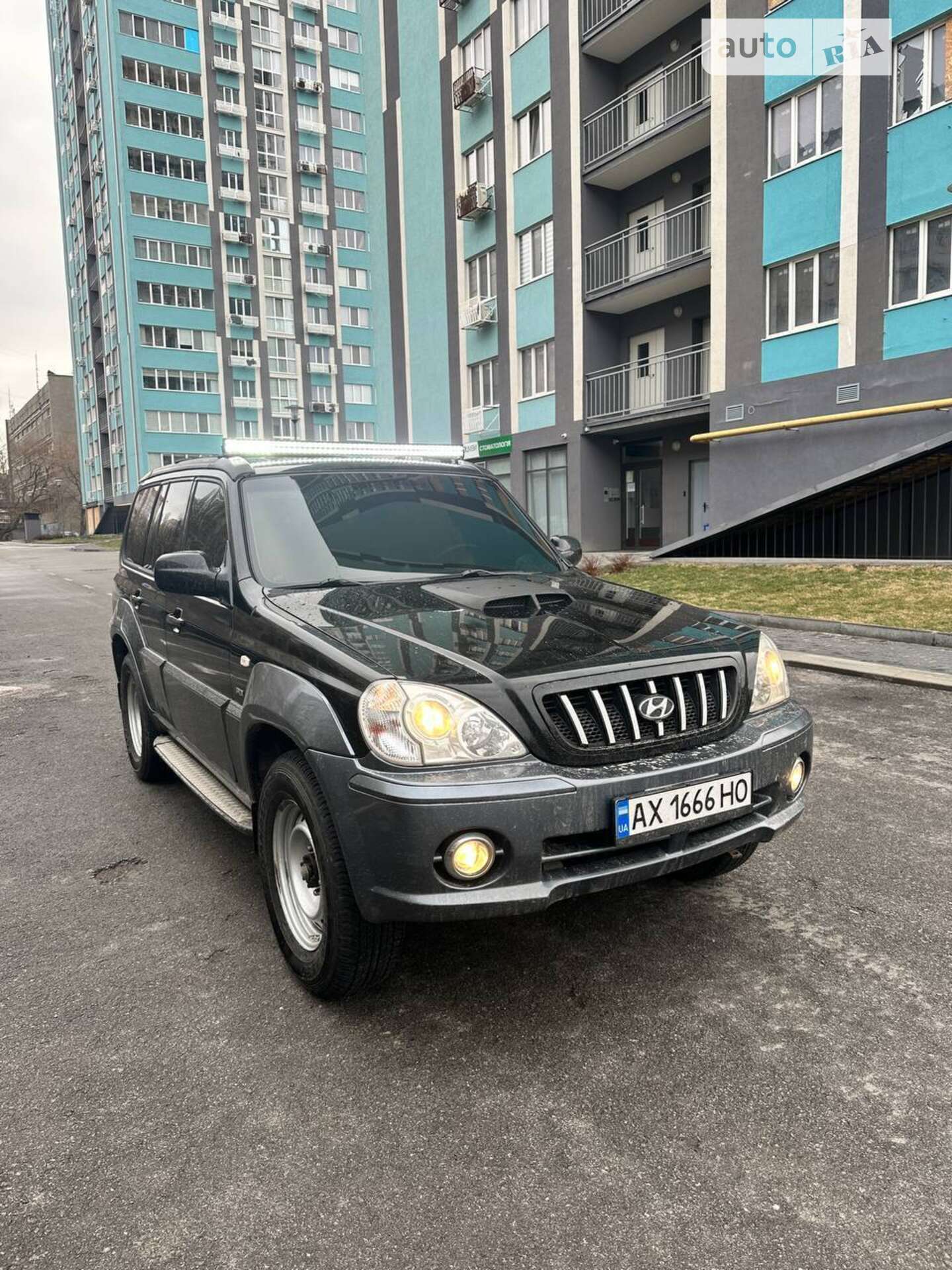 HYUNDAI TERRACAN 2003