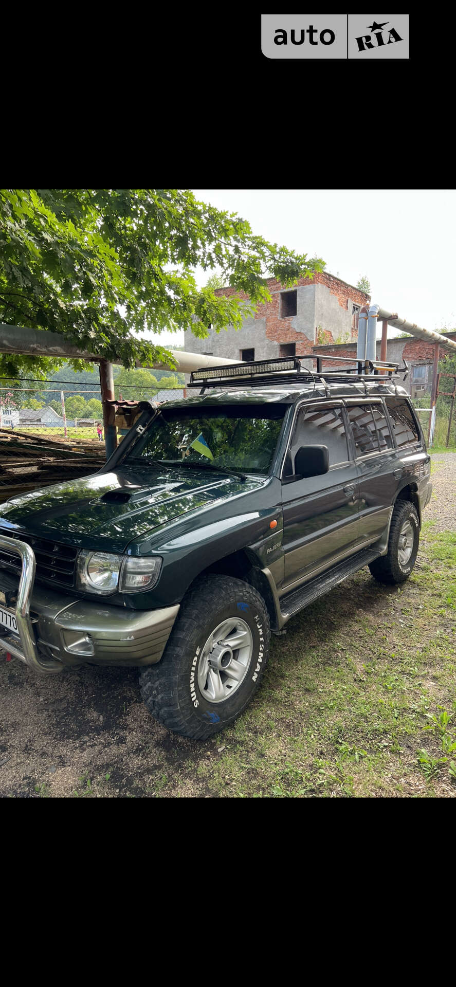 MITSUBISHI PAJERO 1998