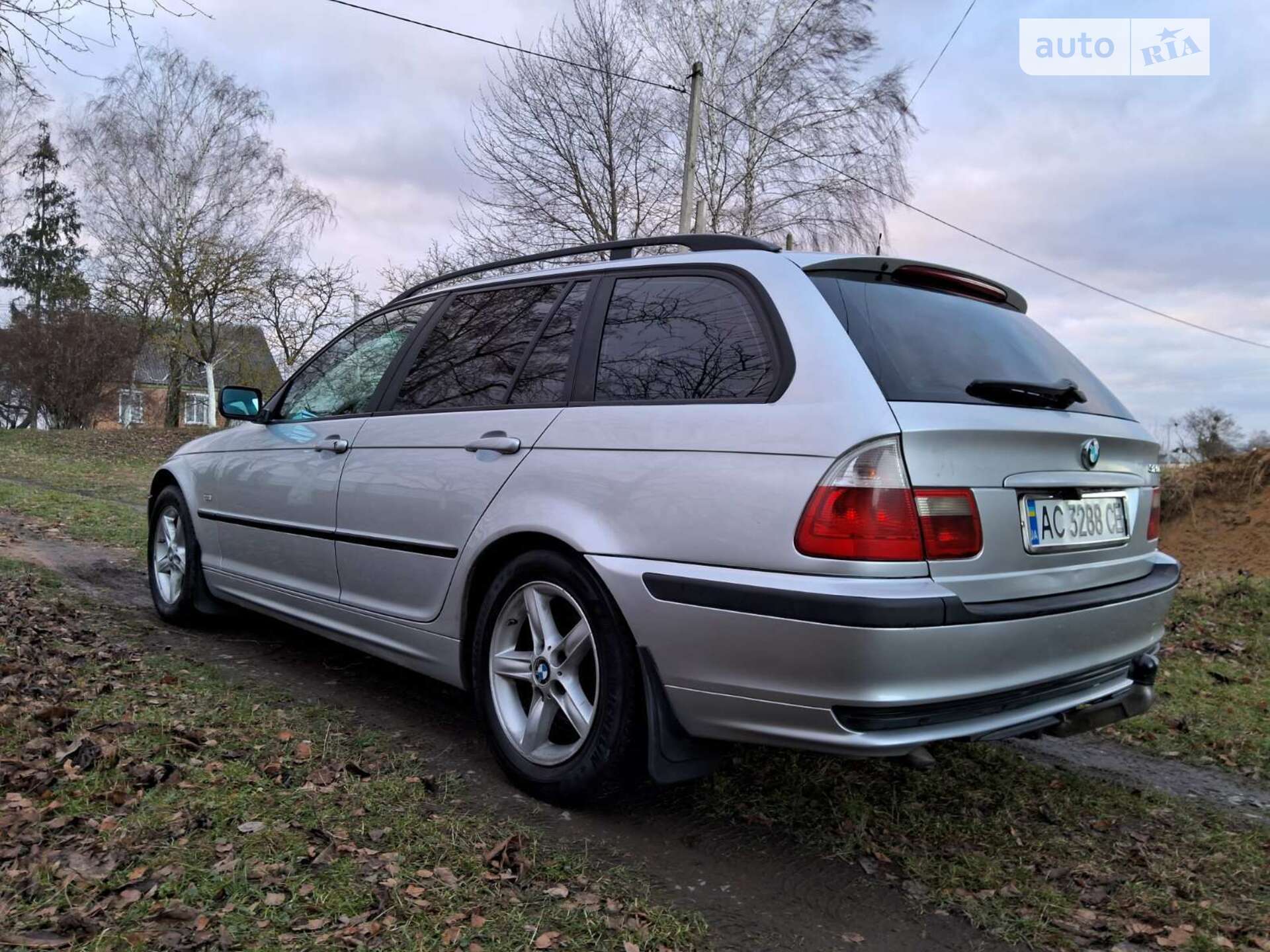 Головне фото звіту автомобіля BMW 320D 2001