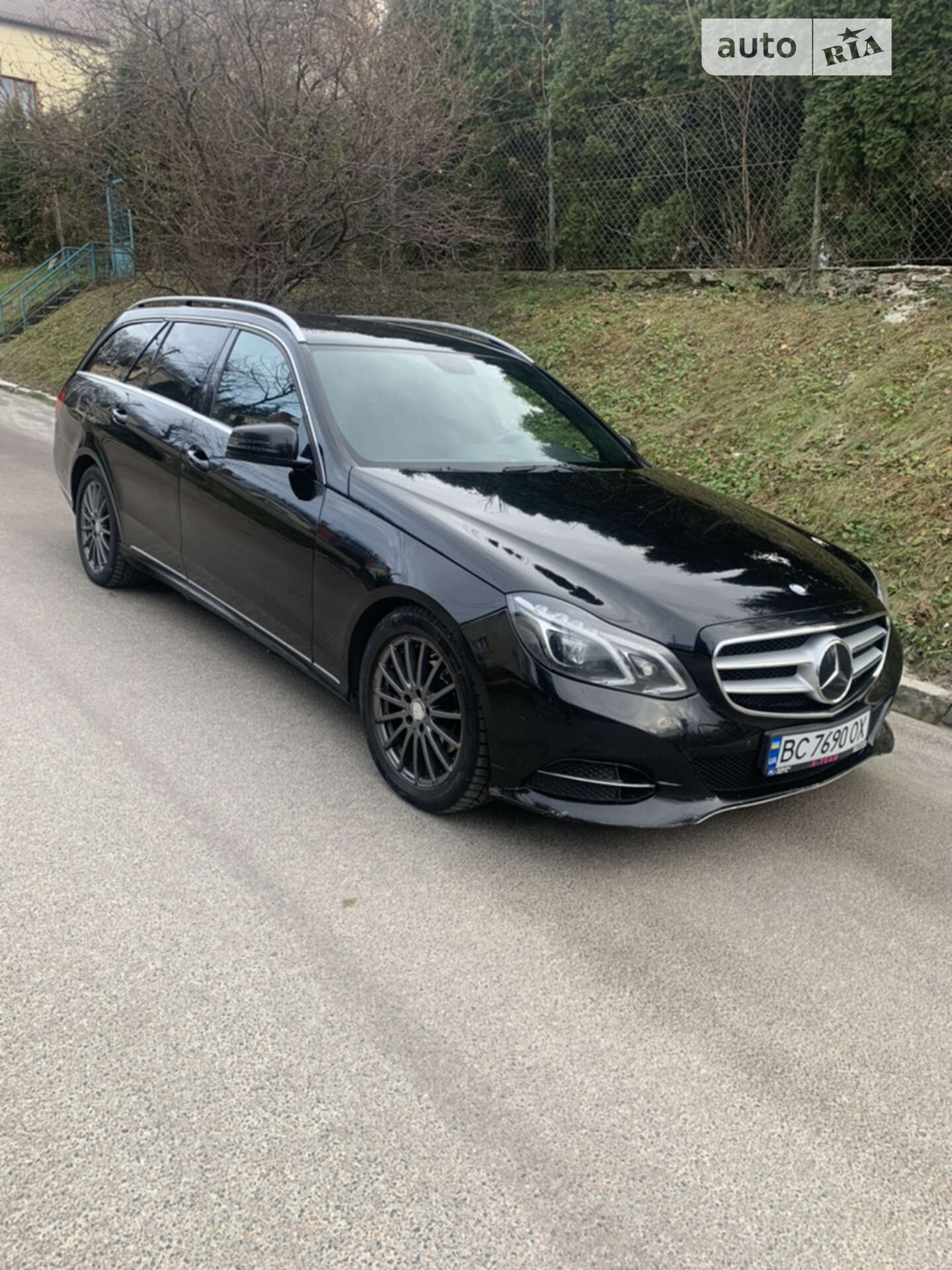 MERCEDES-BENZ E 200 2013