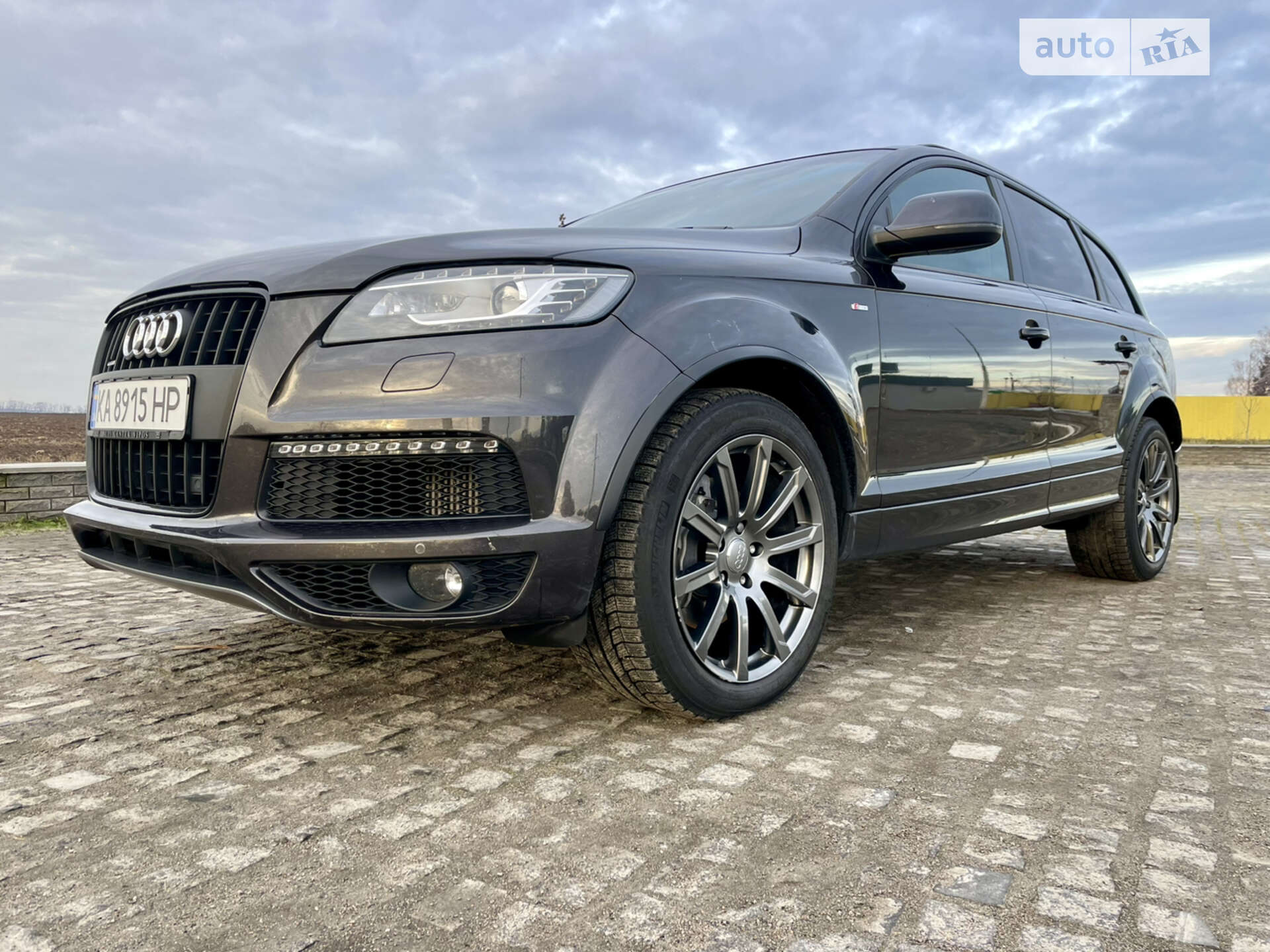 AUDI Q7
