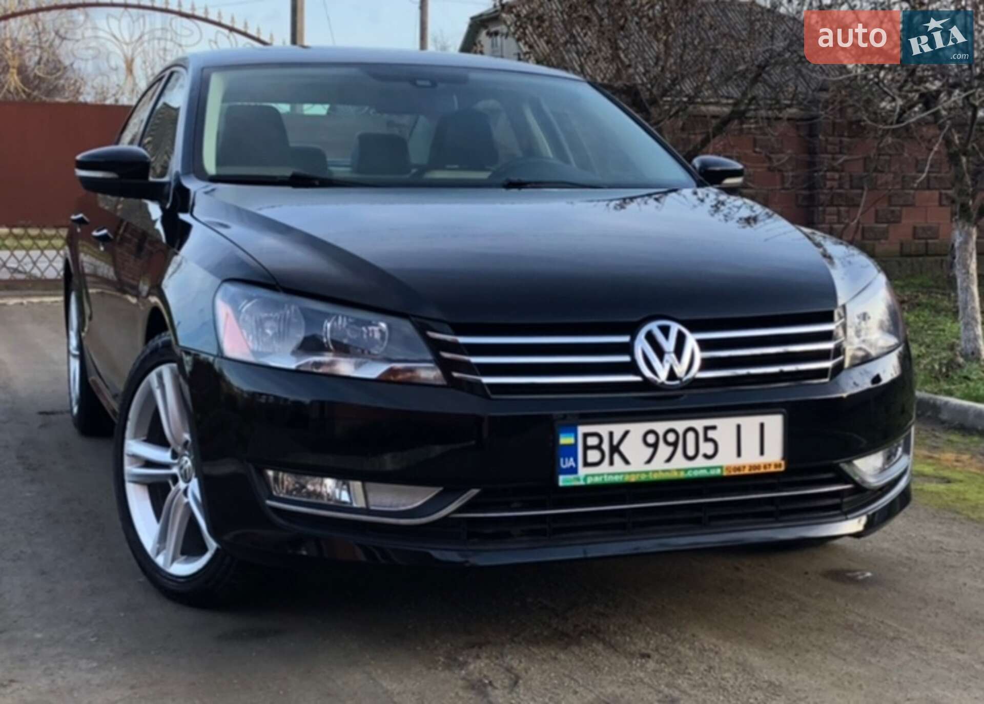 VOLKSWAGEN PASSAT 2014