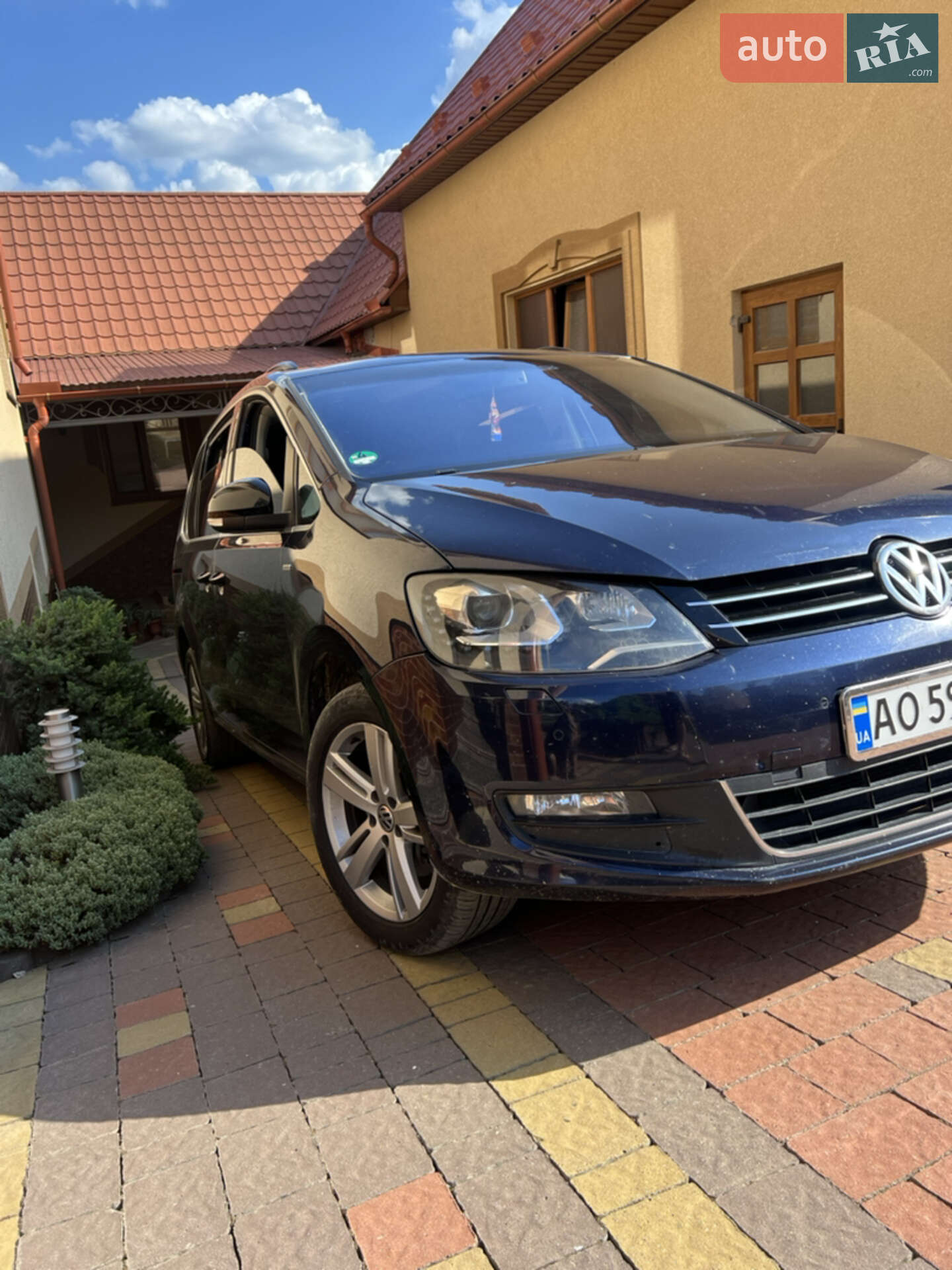 VOLKSWAGEN SHARAN 2012
