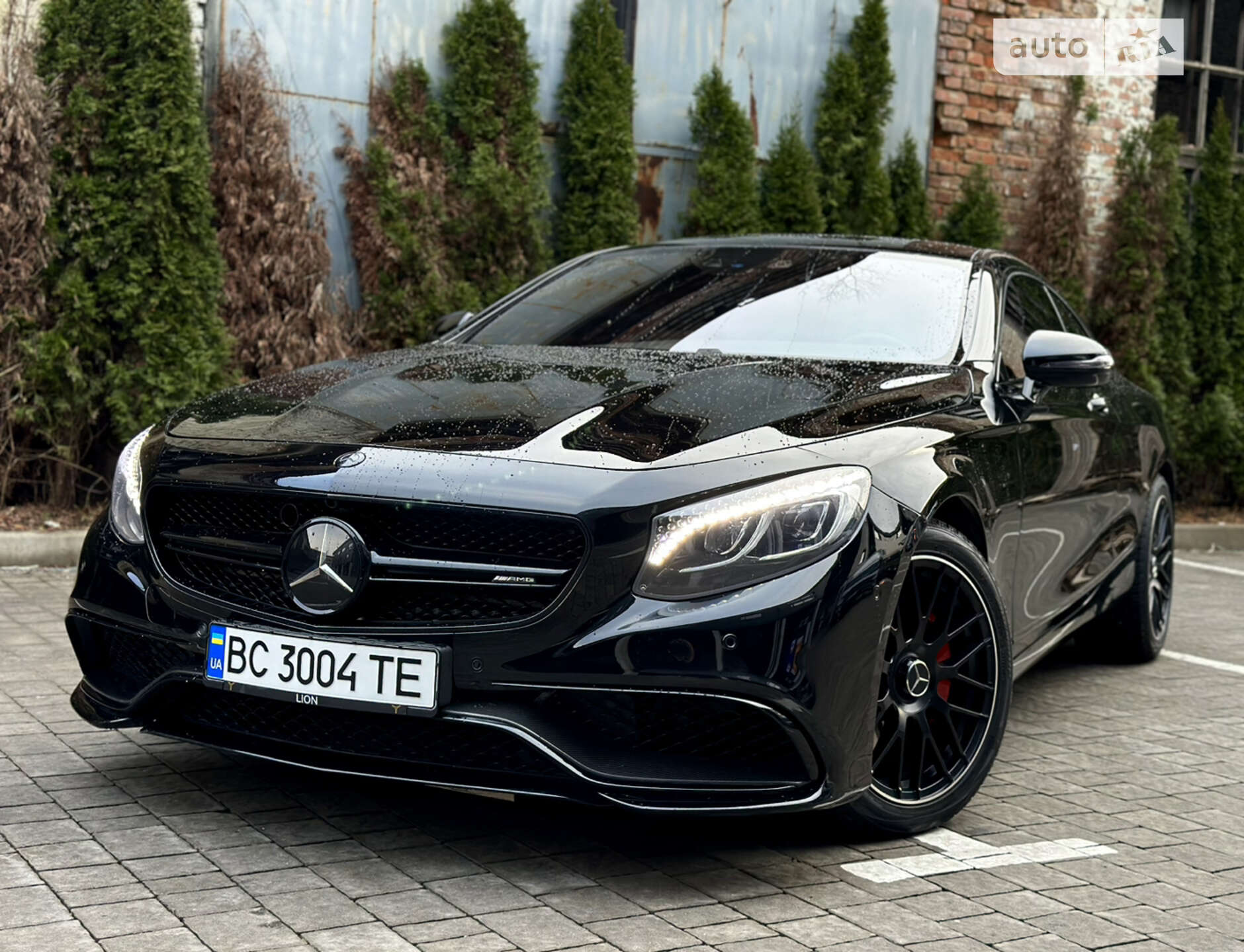 MERCEDES-BENZ S 550