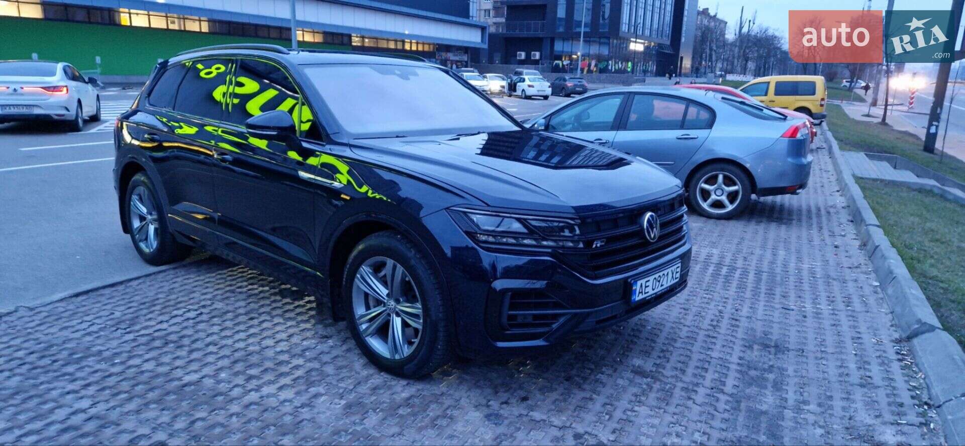 VOLKSWAGEN TOUAREG 2021