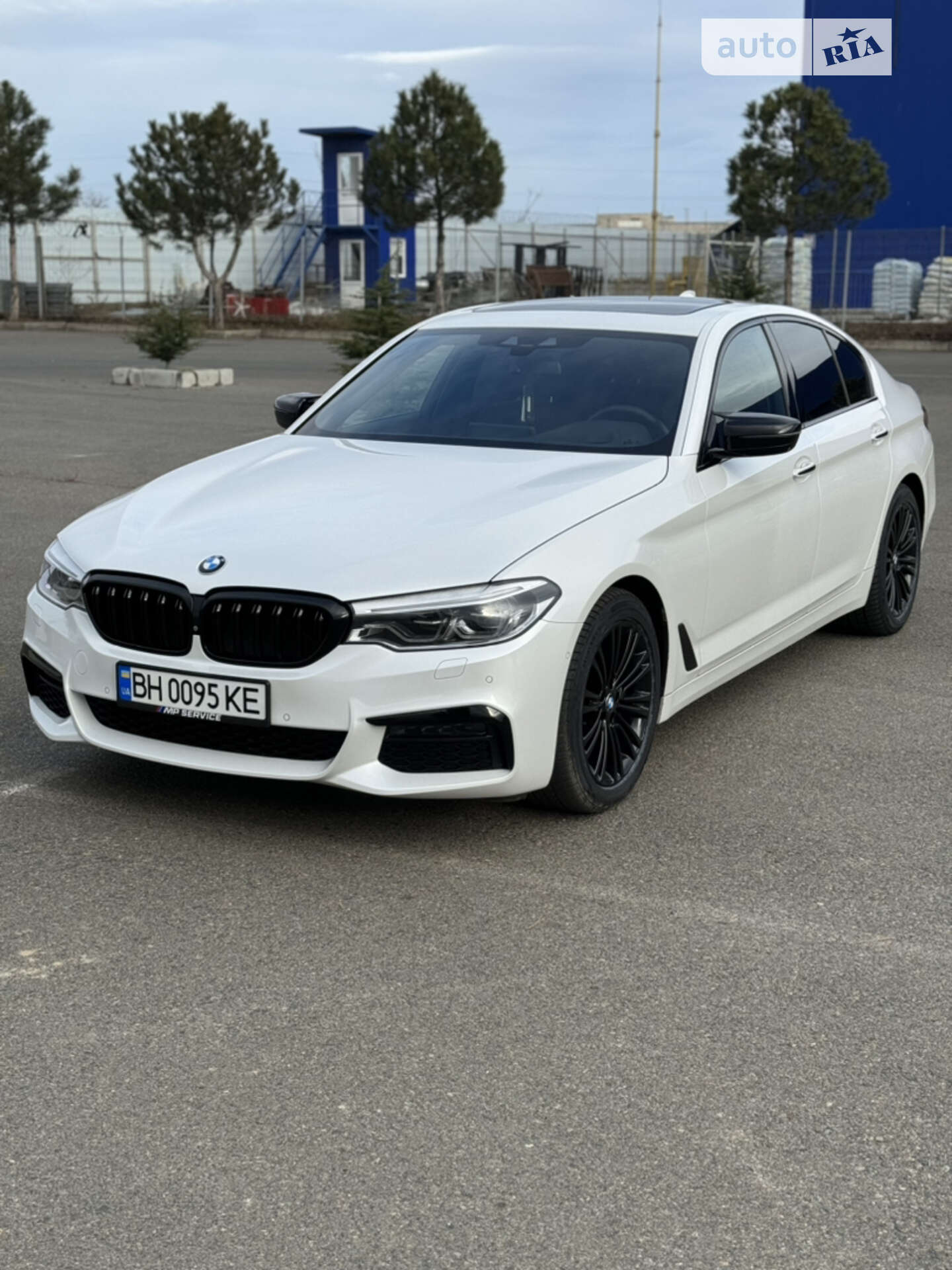 Головне фото звіту автомобіля BMW 540I 2017