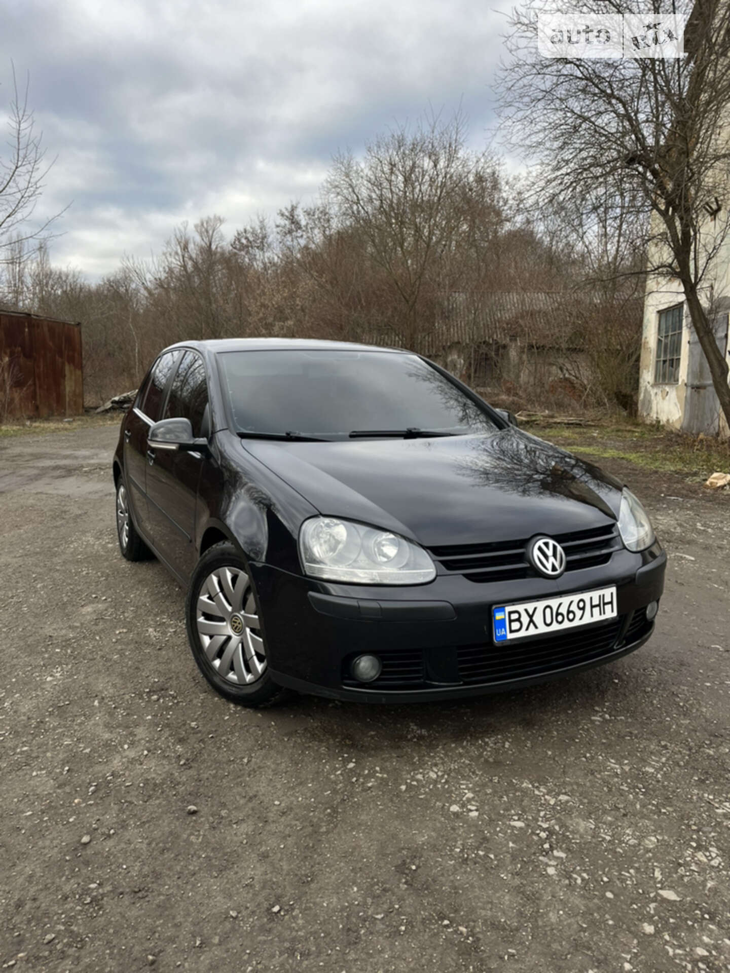 VOLKSWAGEN GOLF 2004