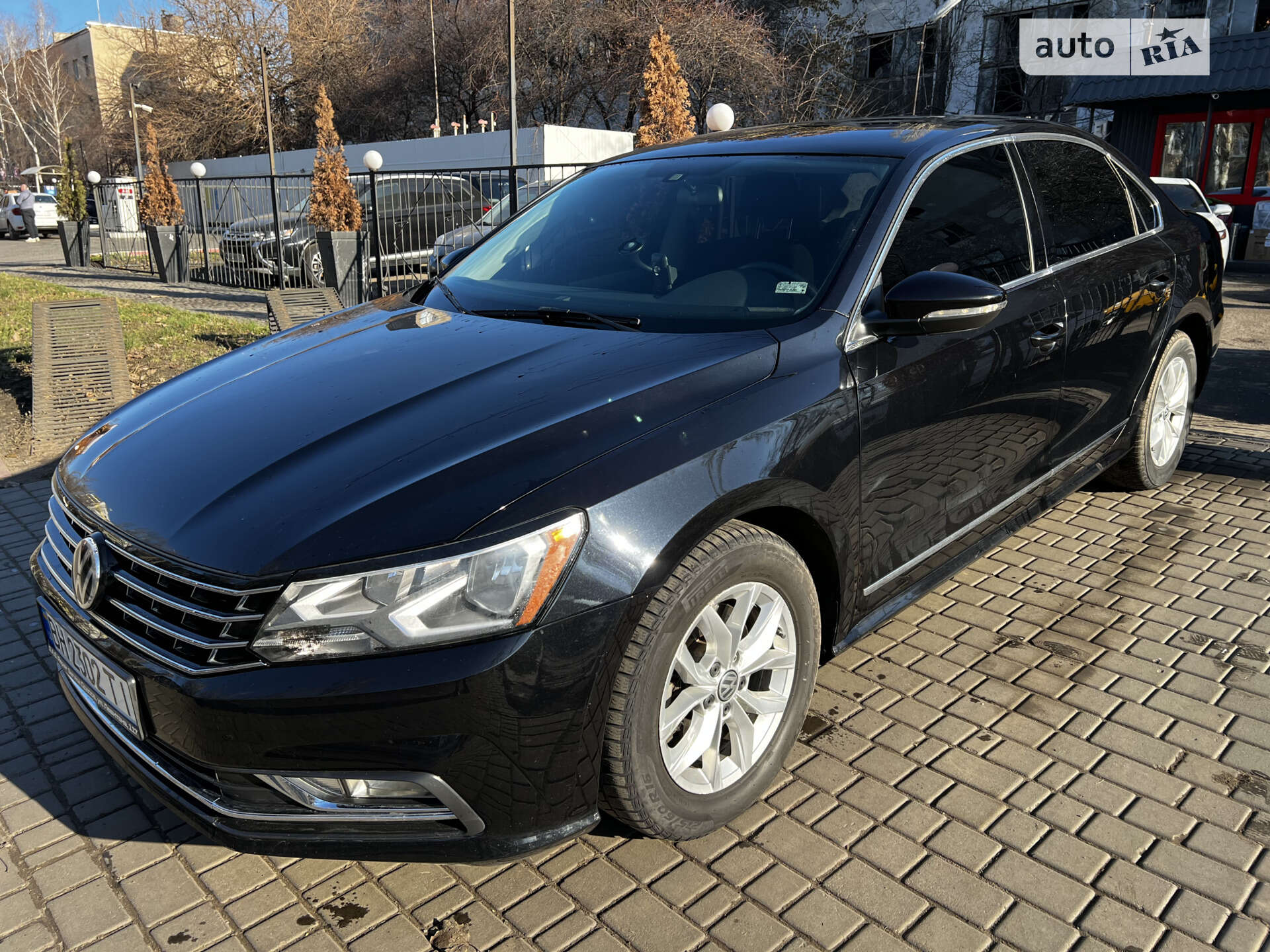 VOLKSWAGEN PASSAT 2017