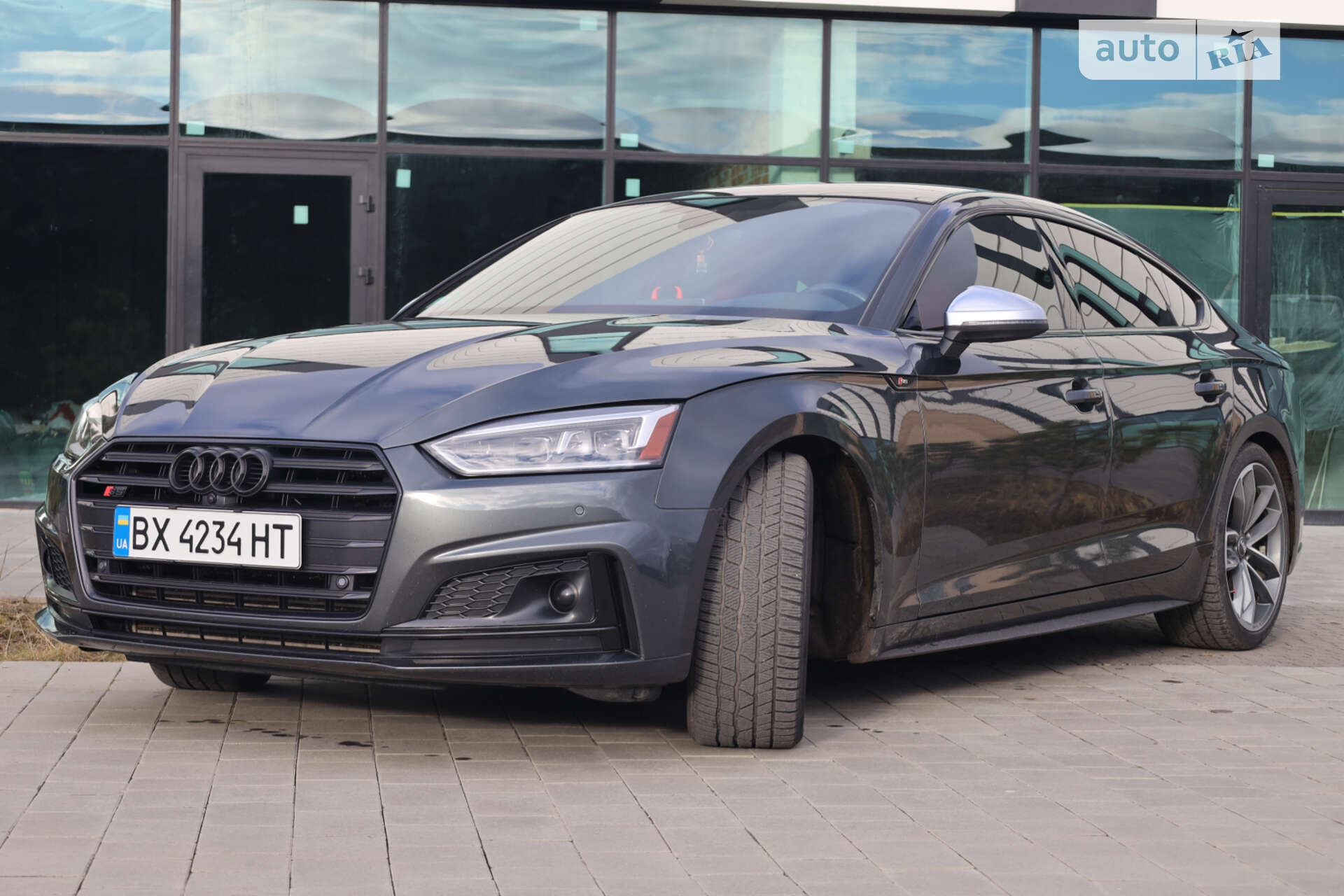 Головне фото звіту автомобіля AUDI S5 2017