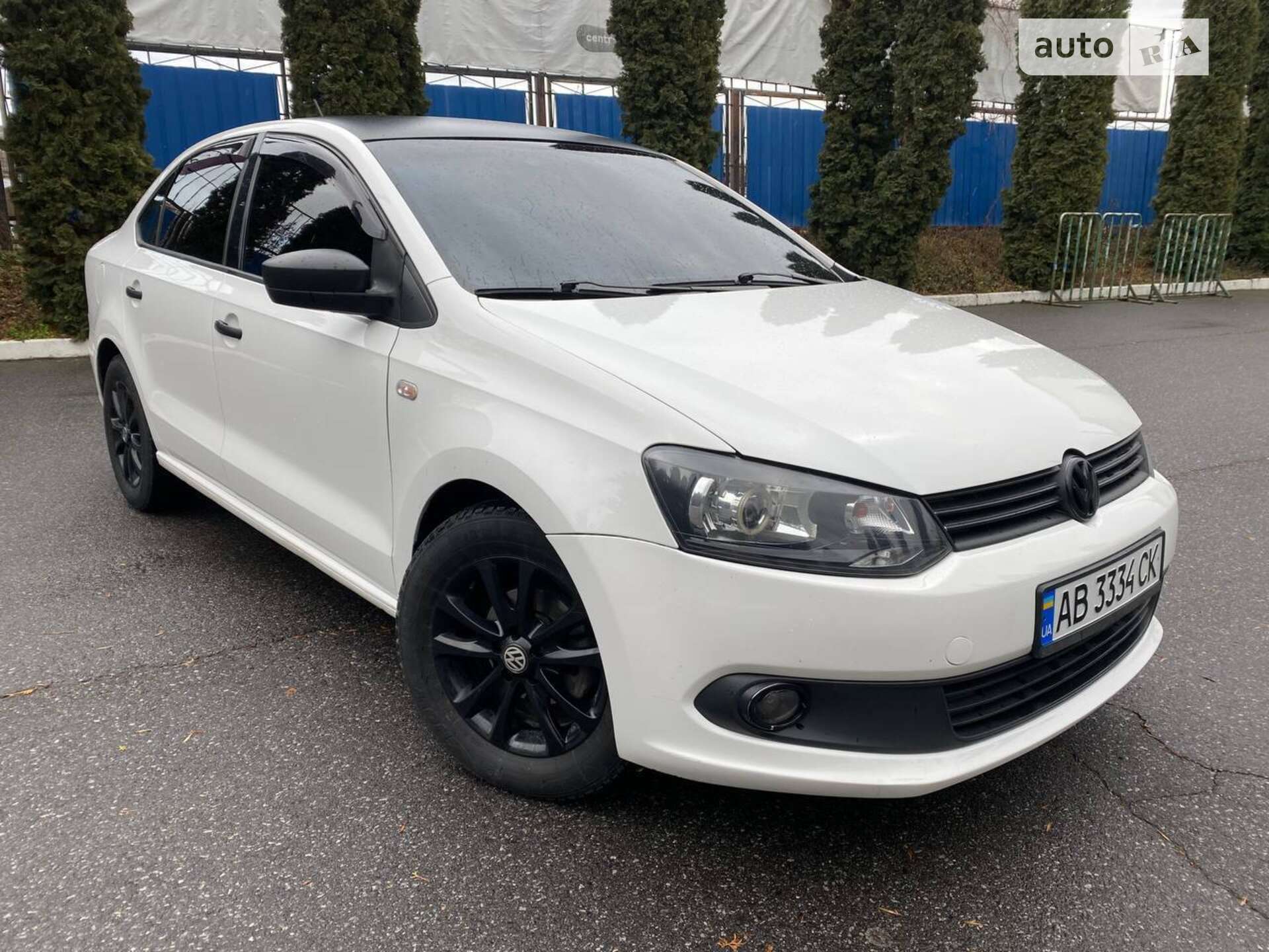VOLKSWAGEN POLO 2013