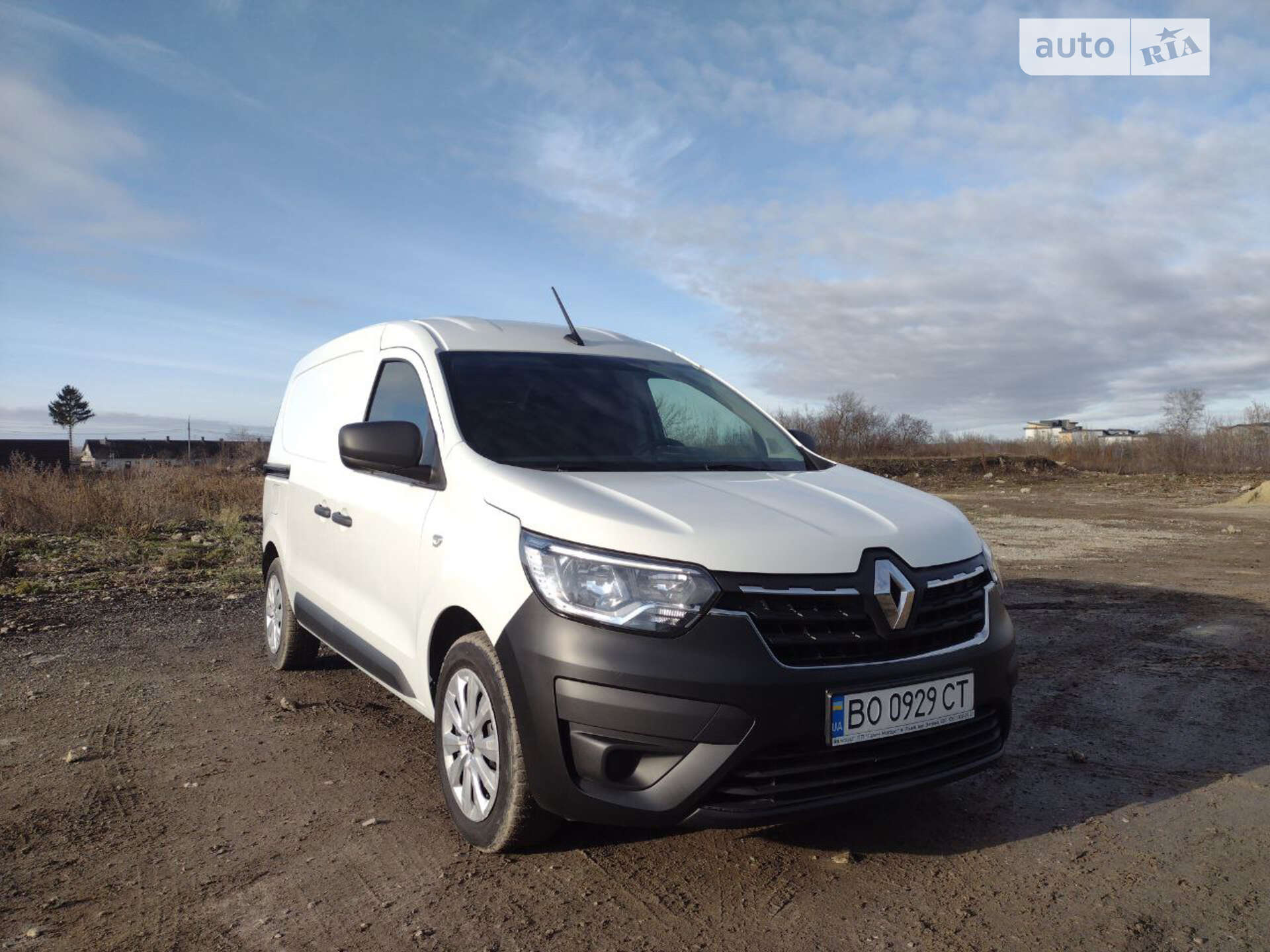 RENAULT EXPRESS 2021