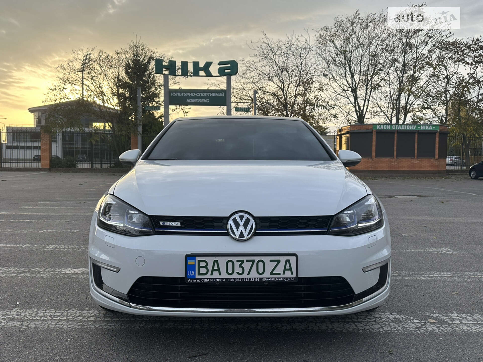 Головне фото звіту автомобіля VOLKSWAGEN E-GOLF 2020