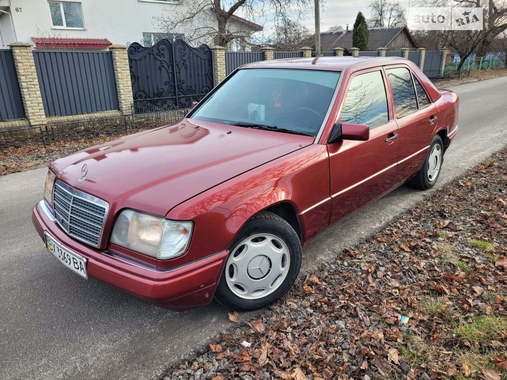 MERCEDES-BENZ E 250 1995