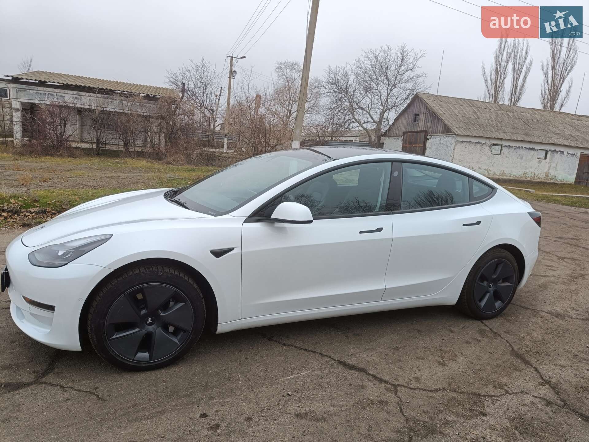 TESLA MODEL 3 2022