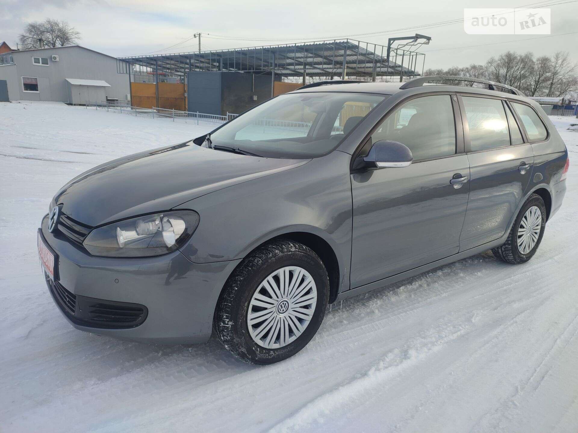 VOLKSWAGEN GOLF 2010