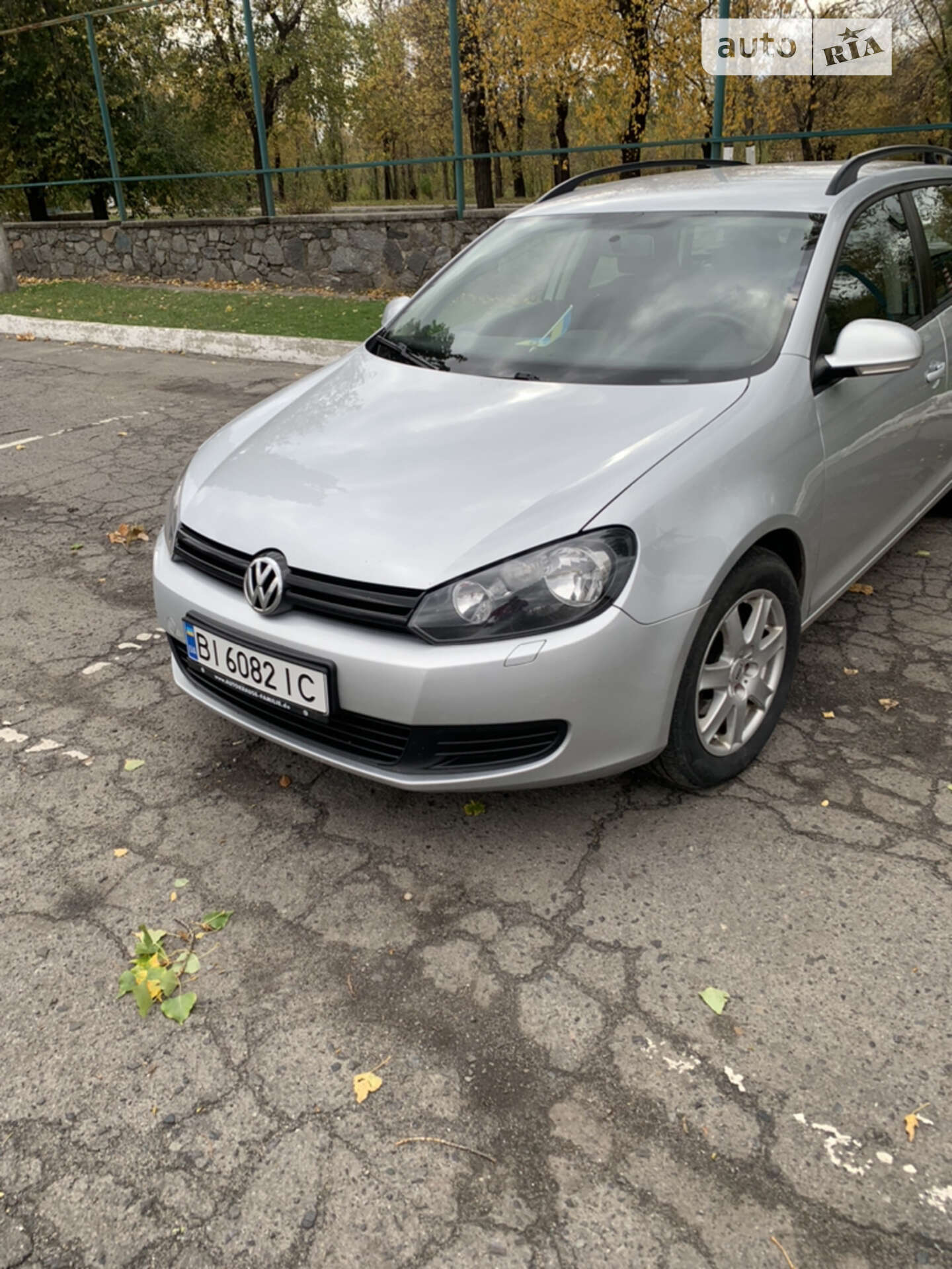 VOLKSWAGEN GOLF 2010