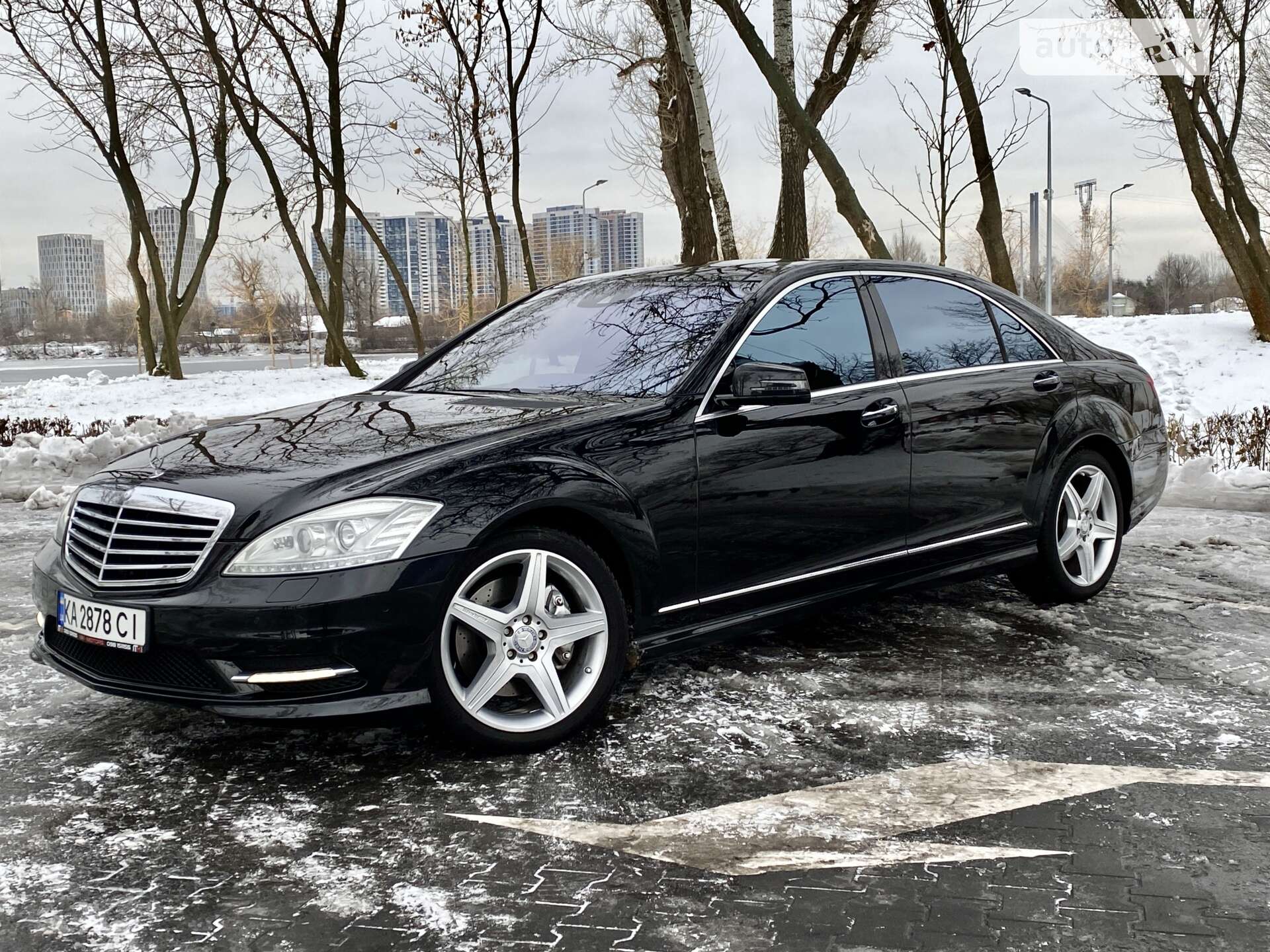 Mercedes-Benz S-Class 2010