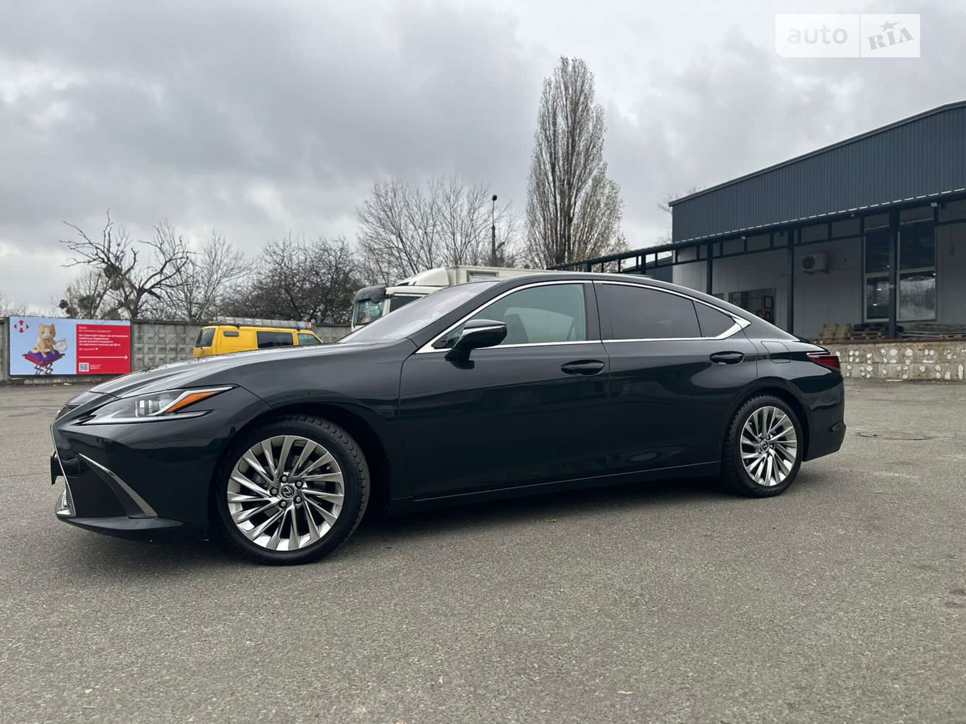 LEXUS ES 350 2021