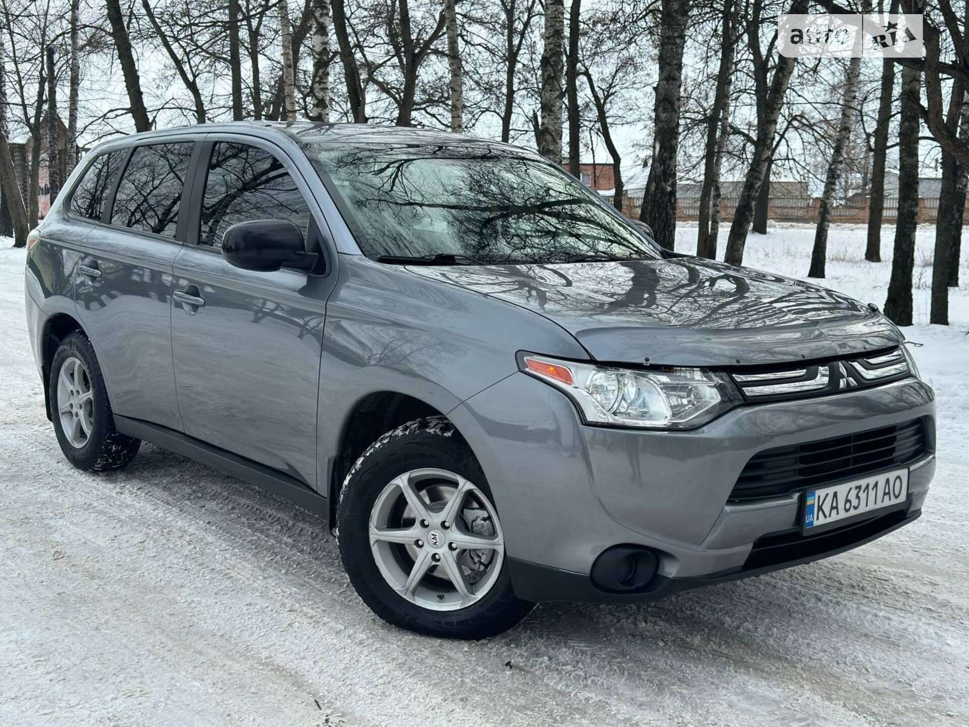 MITSUBISHI OUTLANDER 2013