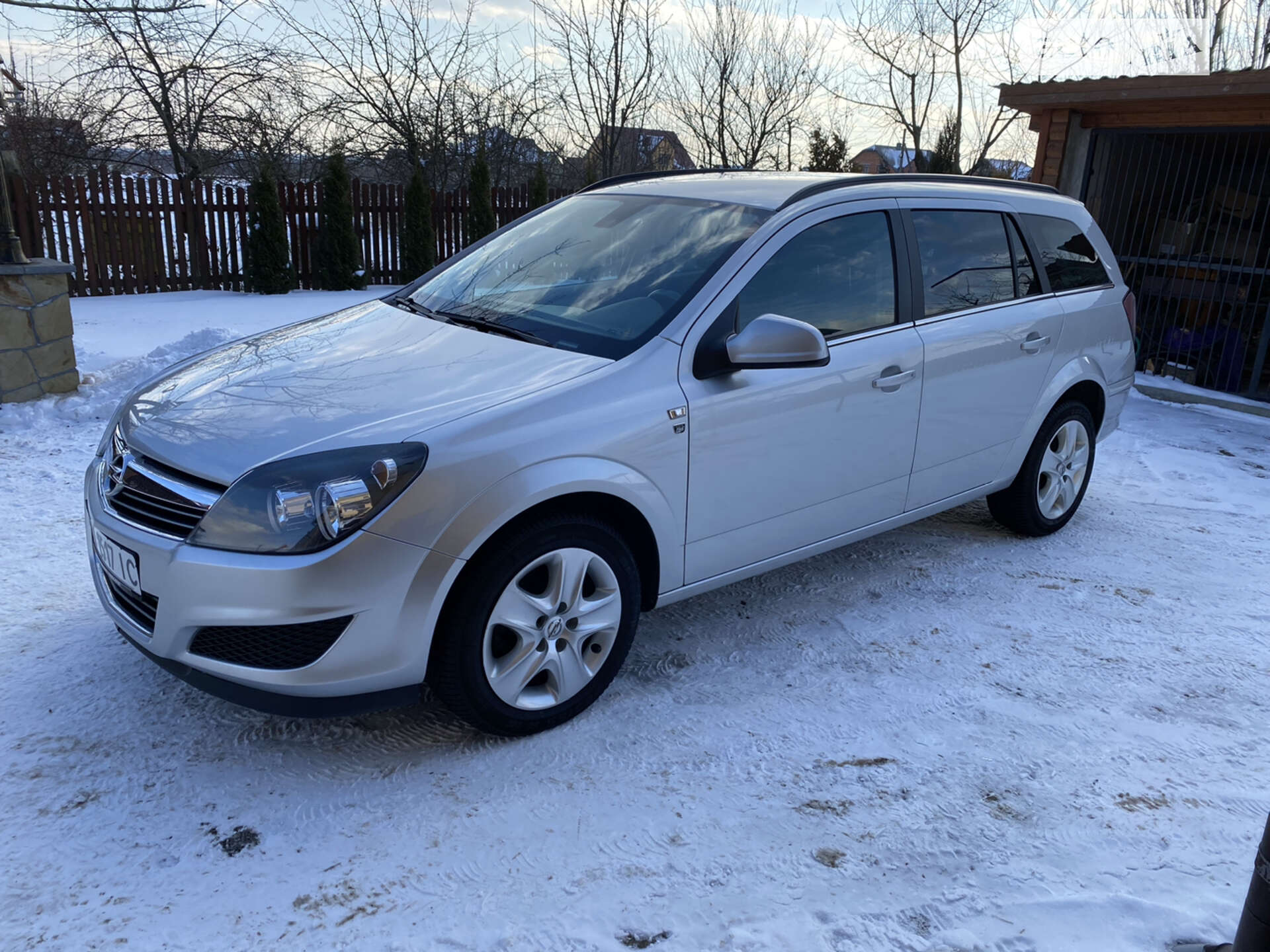 Головне фото звіту автомобіля OPEL ASTRA 2010