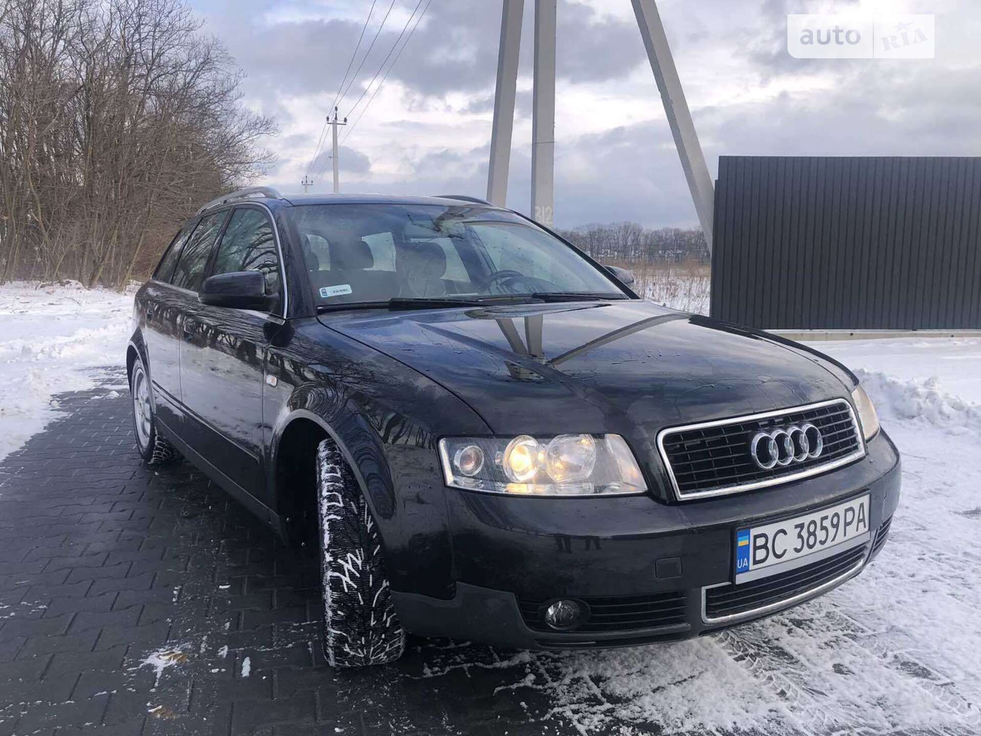 AUDI A4 2004