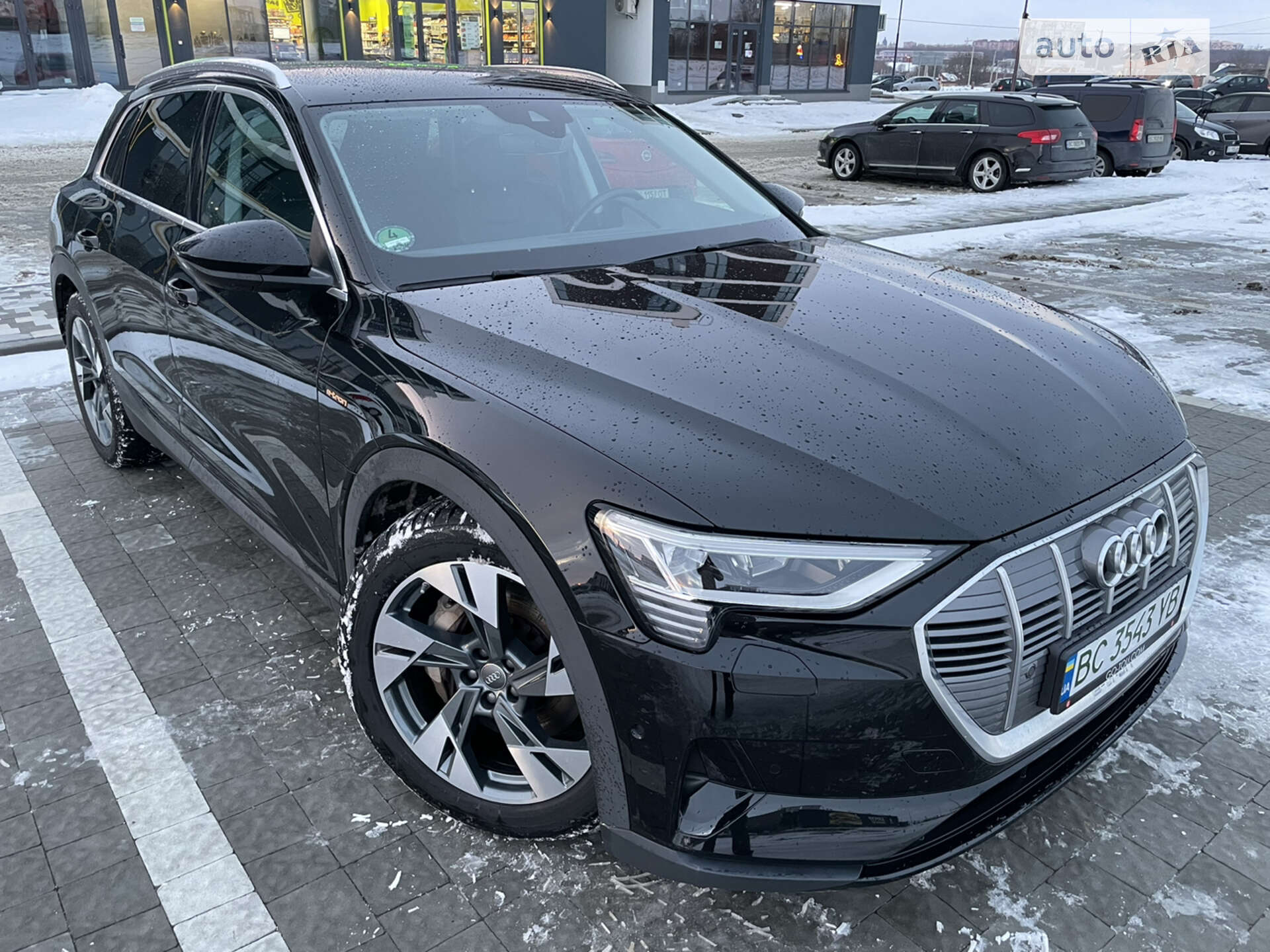 AUDI E-TRON 50 2020