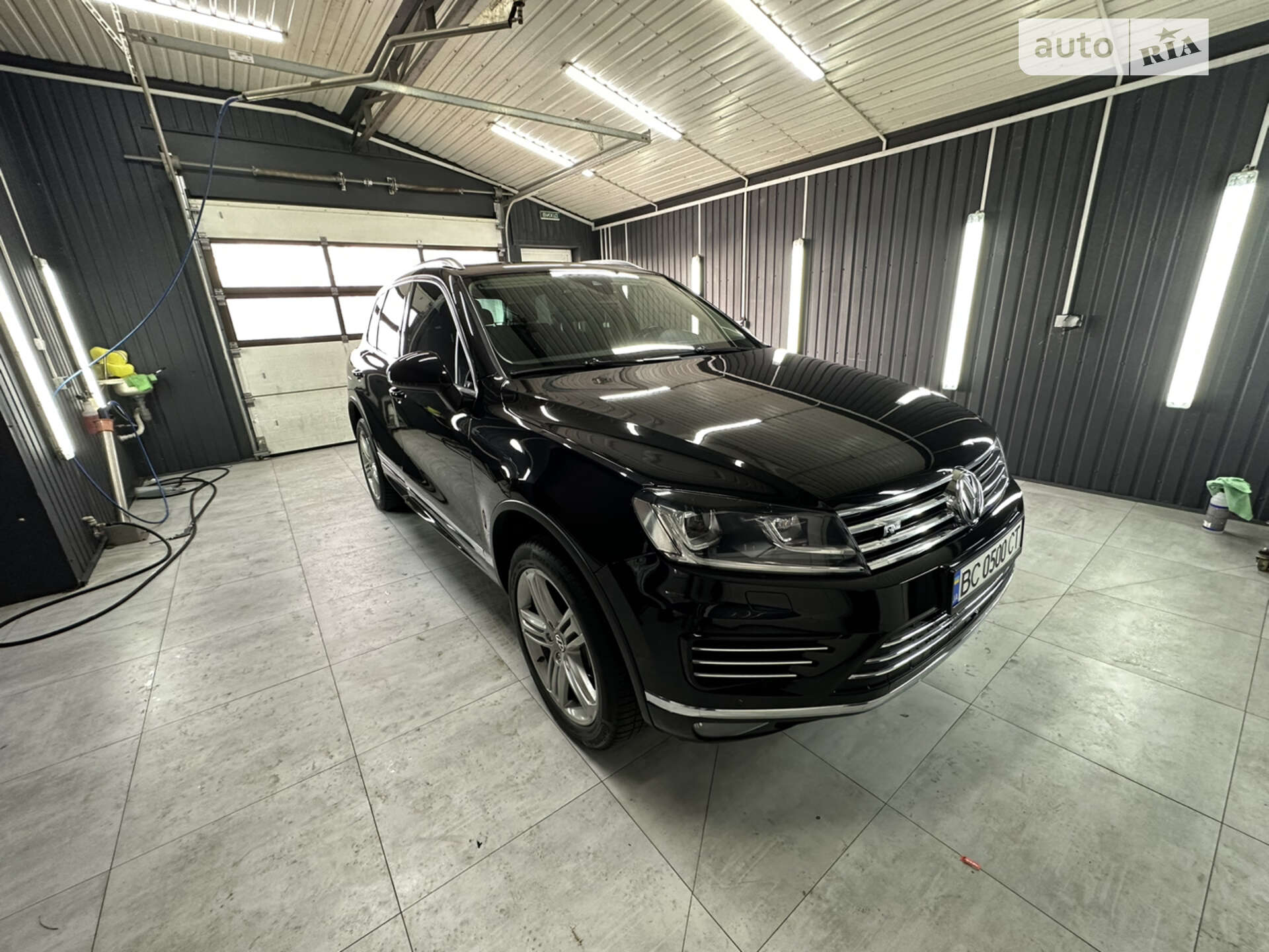 VOLKSWAGEN TOUAREG 2015