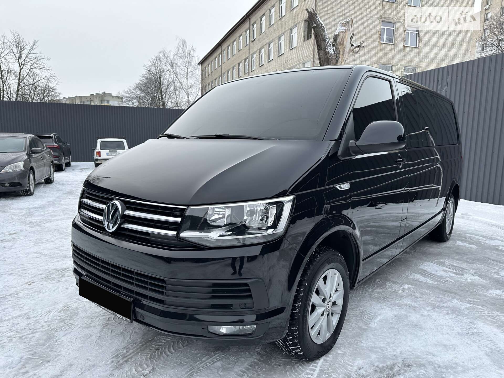 VOLKSWAGEN CARAVELLE 2017