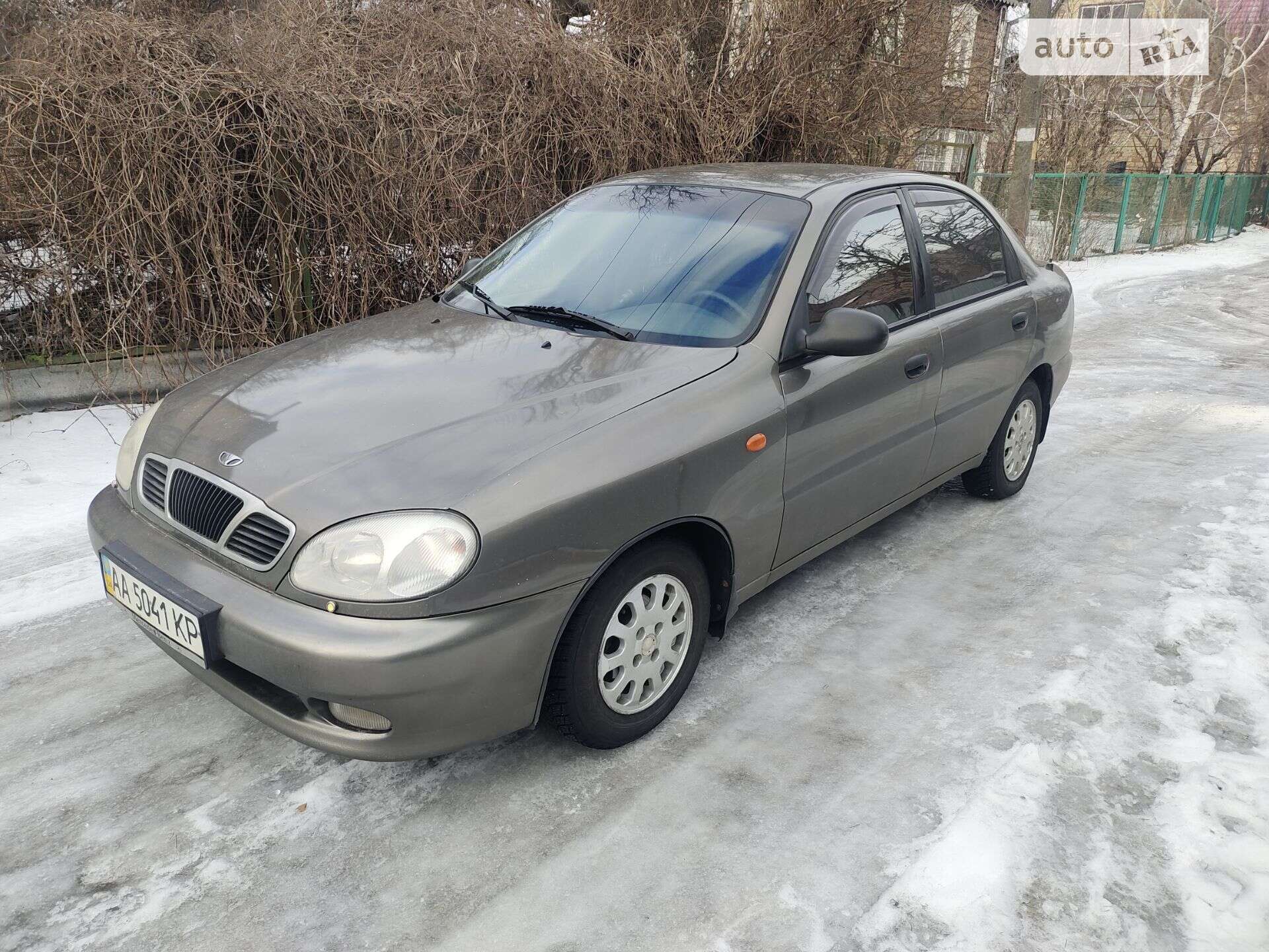 DAEWOO LANOS 2000