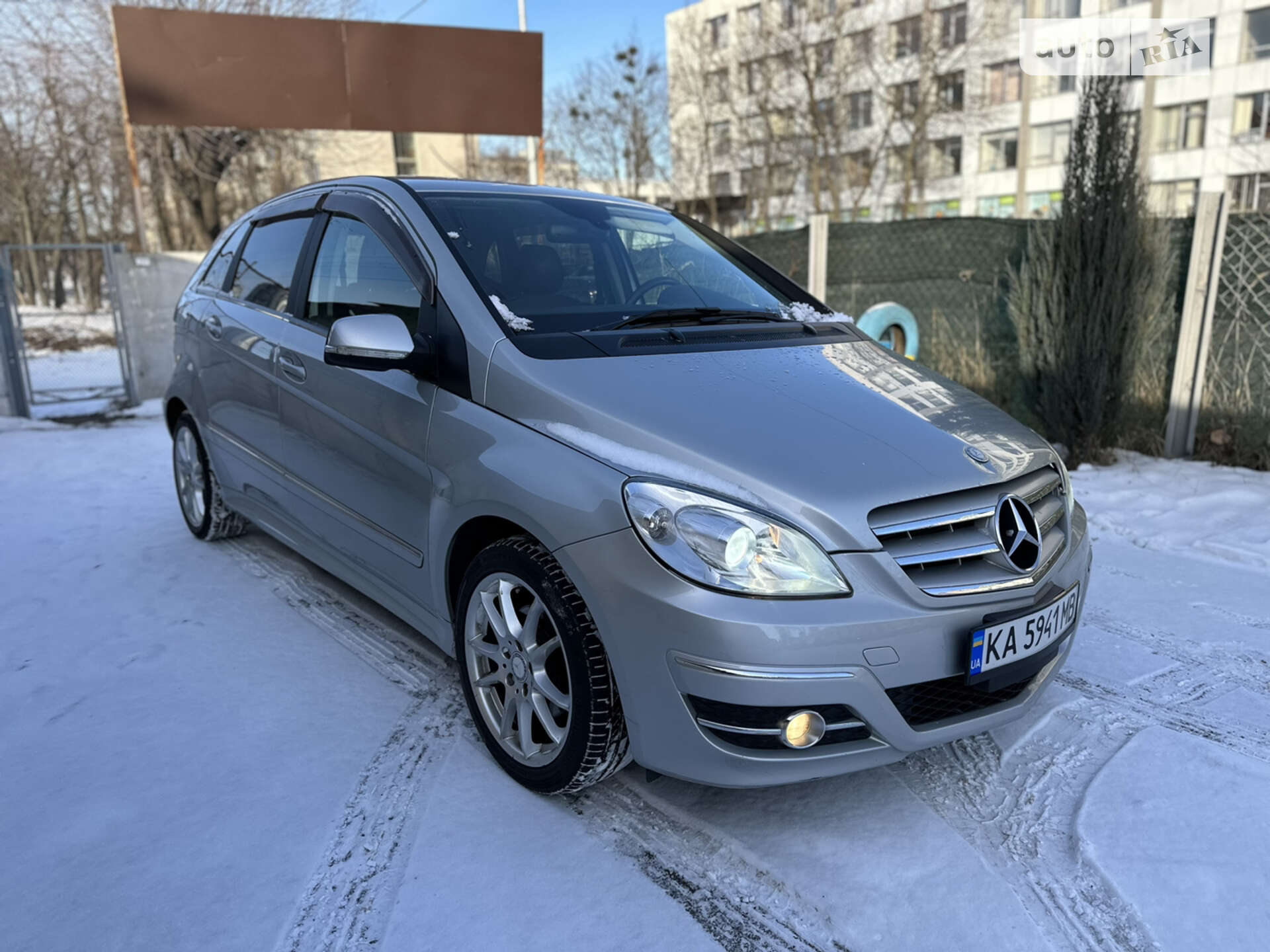 Mercedes-Benz B-Class 2010