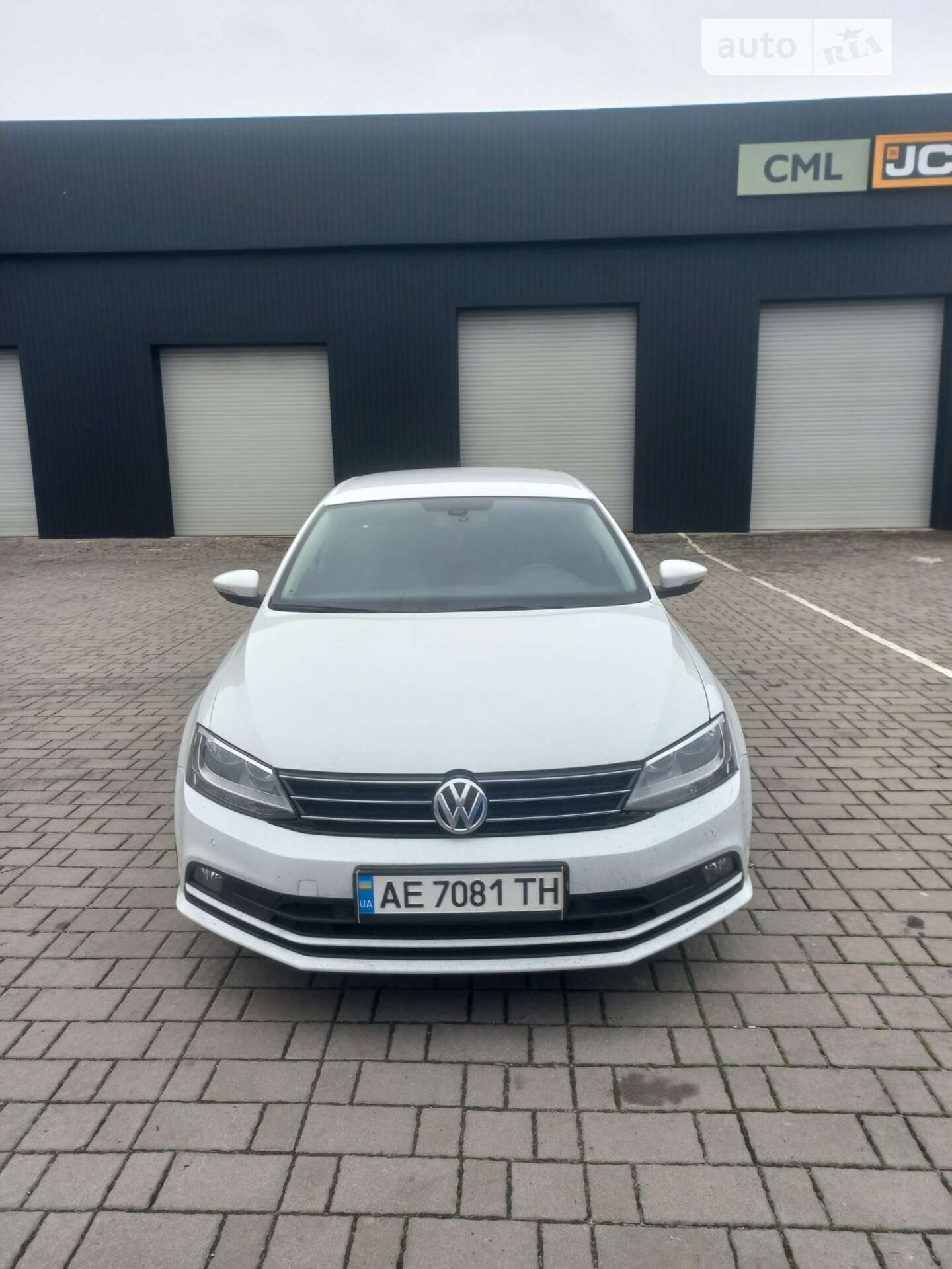 VOLKSWAGEN JETTA 2016