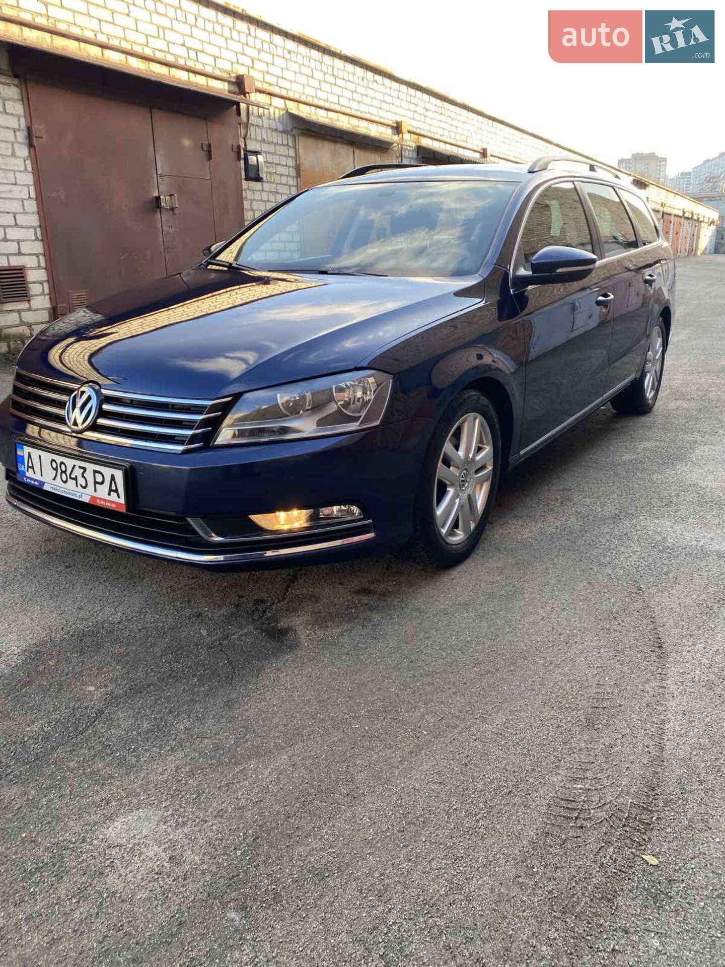 VOLKSWAGEN PASSAT 2012