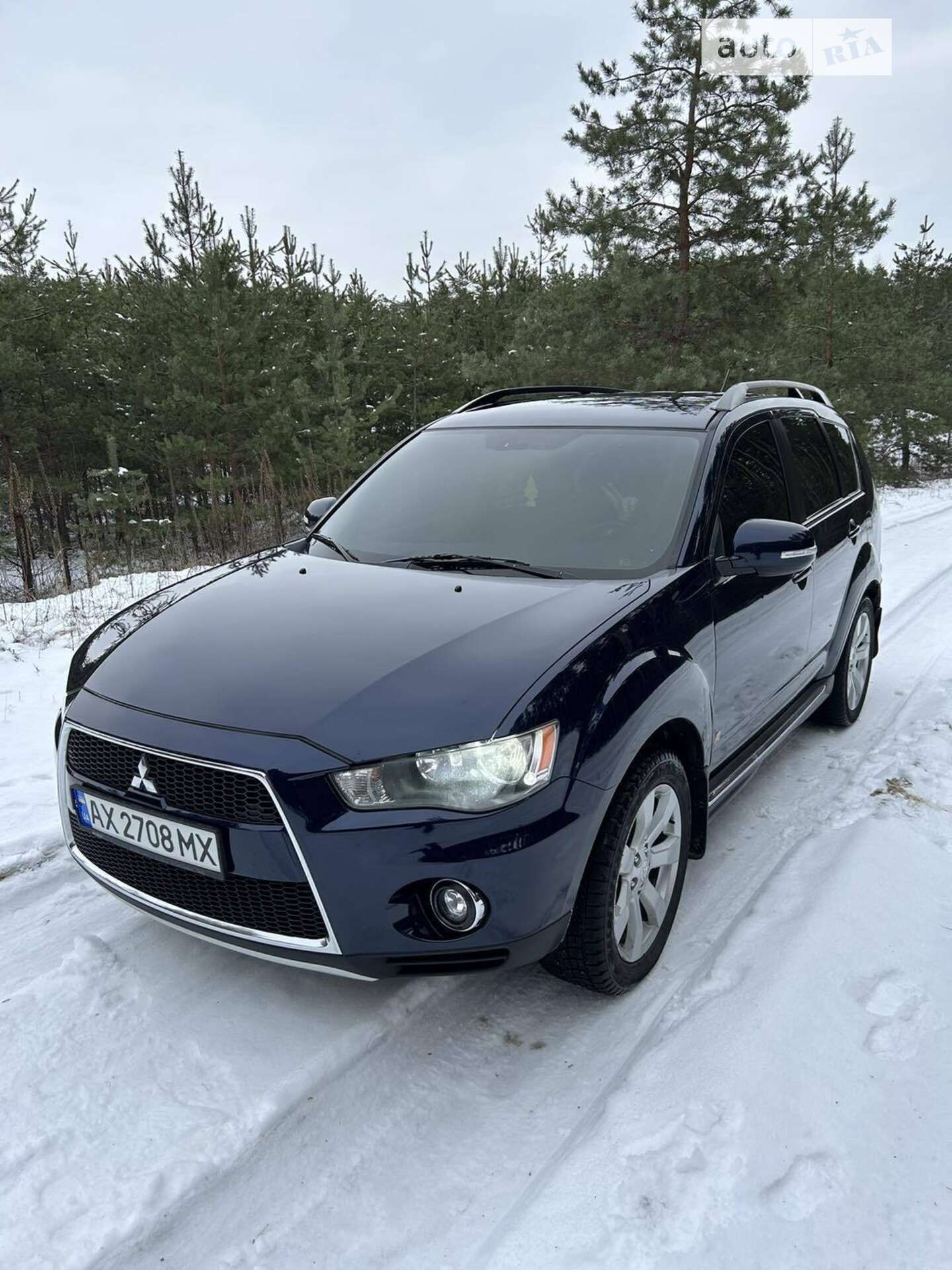 Головне фото звіту автомобіля MITSUBISHI OUTLANDER 2011