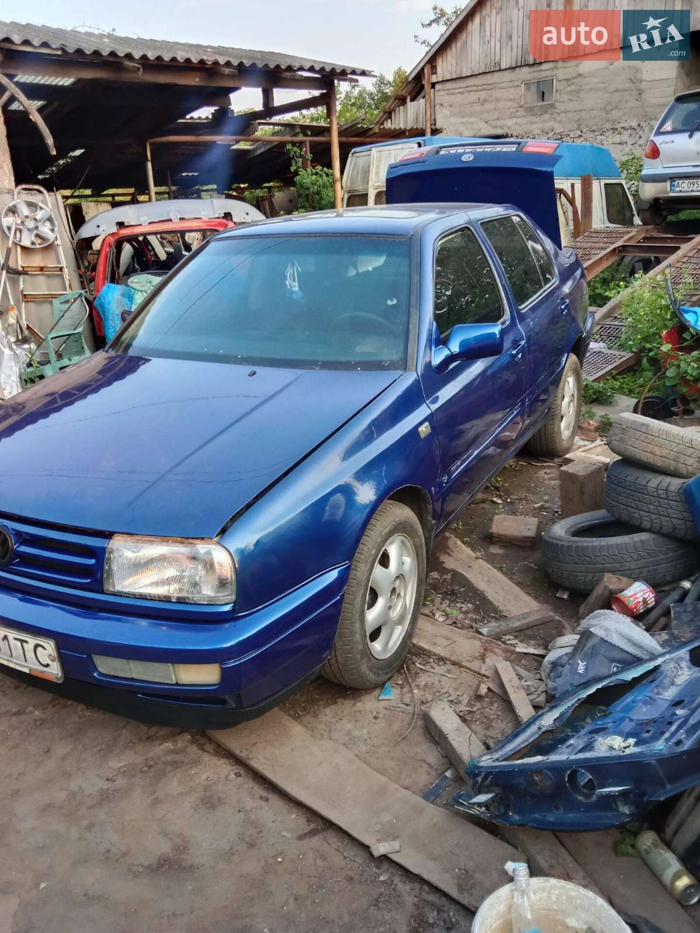 VOLKSWAGEN VENTO 1.6 1994